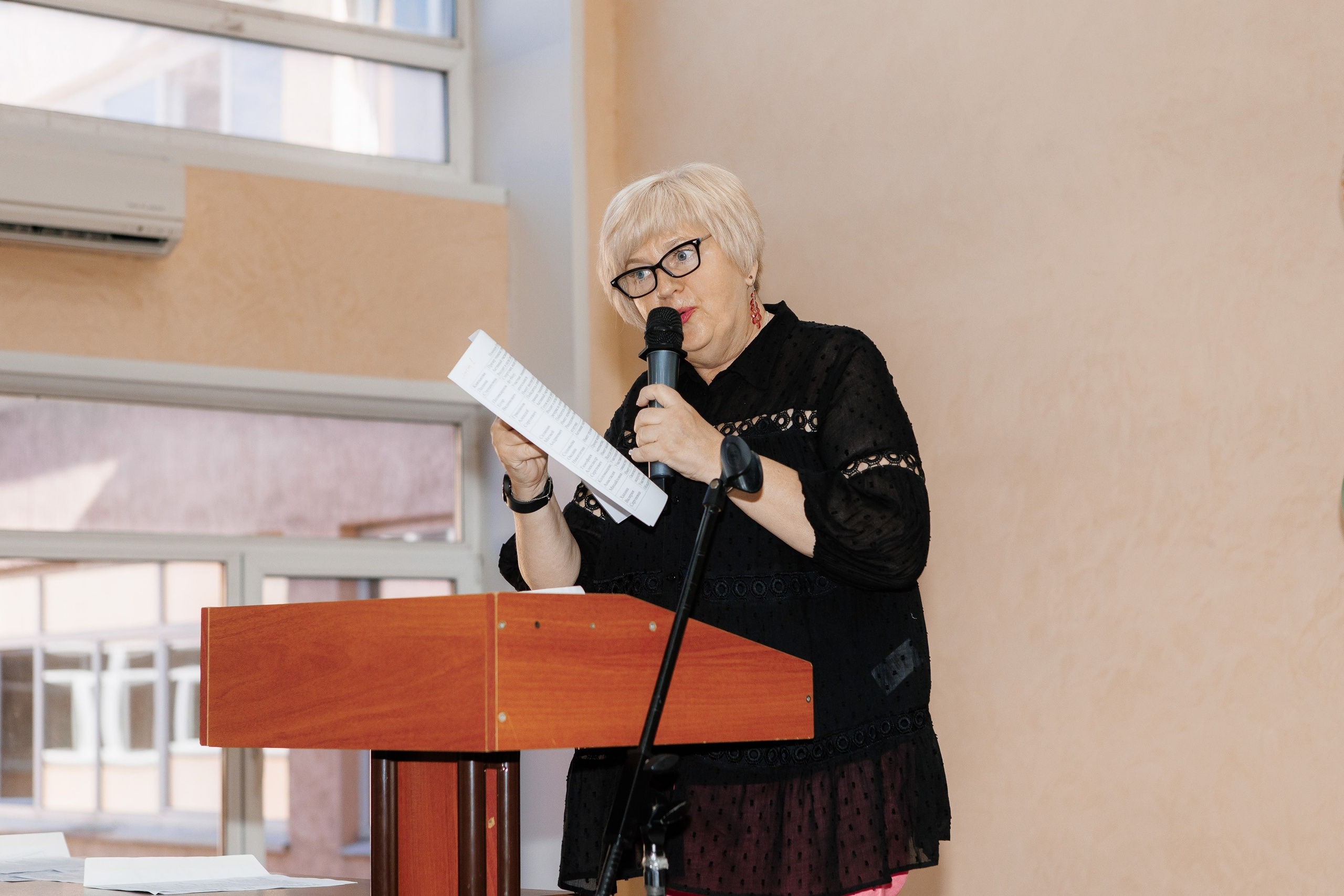 Выпускной Гимназия 12 2024 г. Свадебный и портретный Фотограф в Липецке Дмитрий Котюков