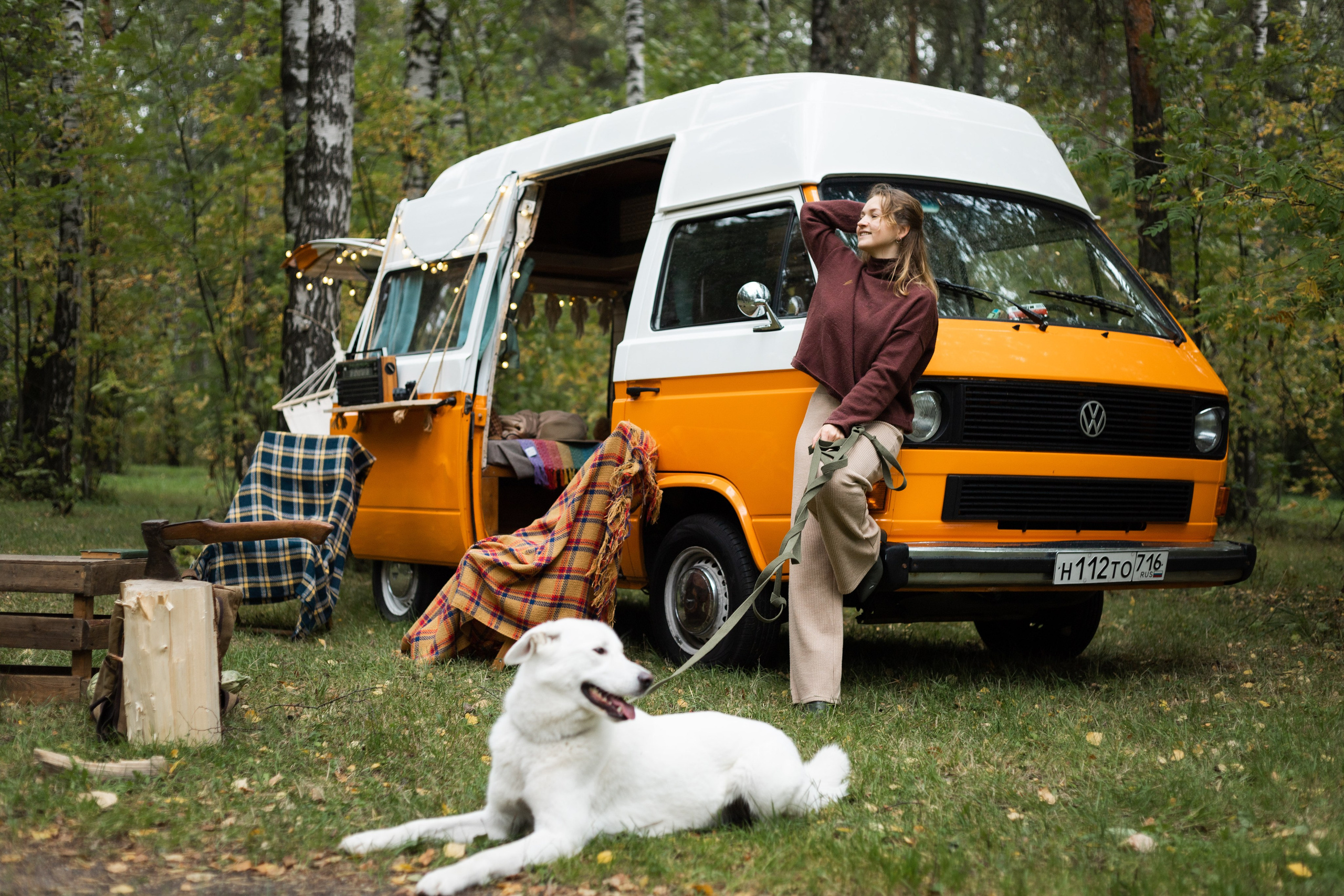Таня и Зефирка. Фотосессия в парке с собакой. Семейный и детский фотограф в Санкт-Петербурге Павлова Елена