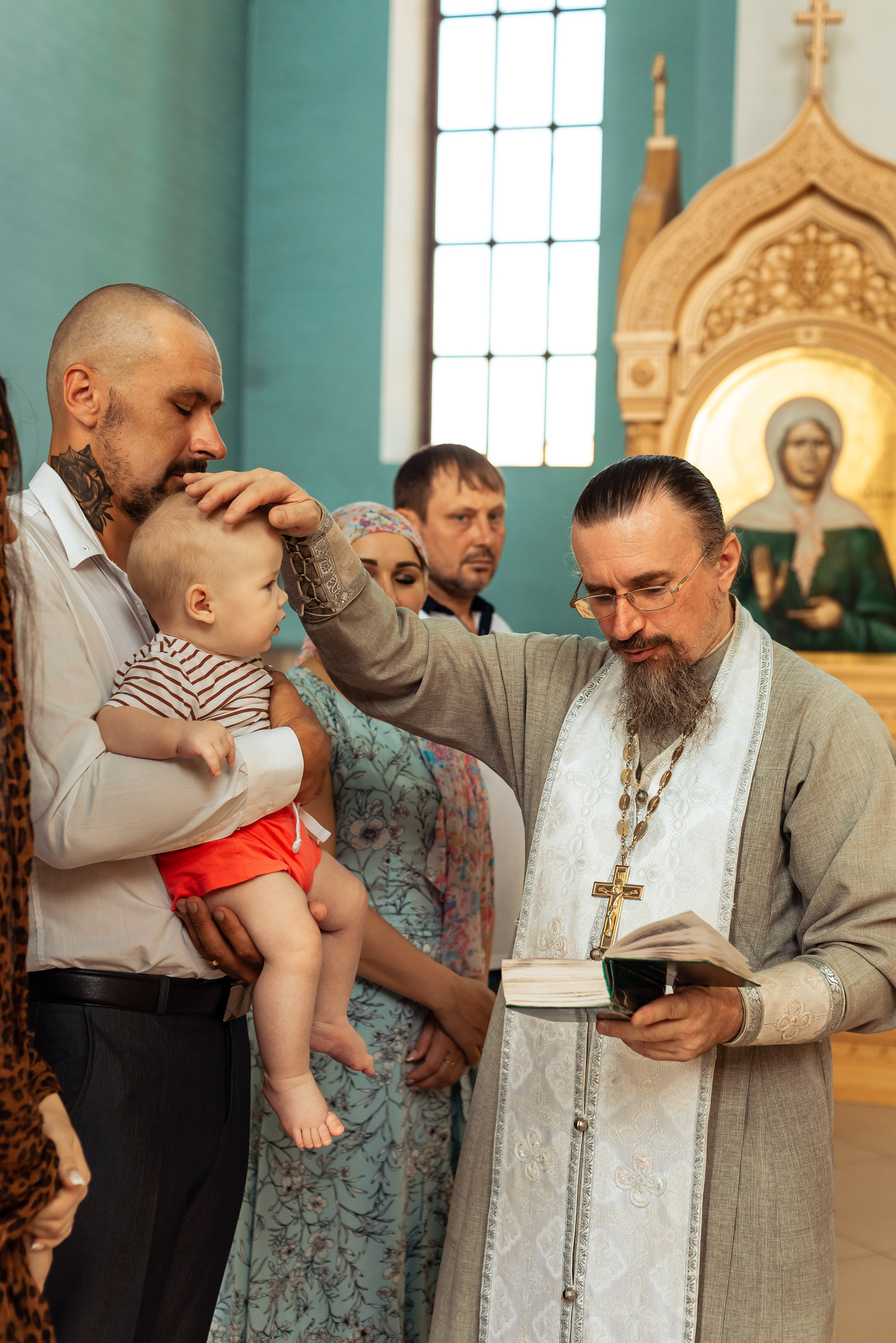 Фотосессия крещения и венчания в горячем ключе. Свадебный фотограф в Горячем Ключе Смирнова Дина