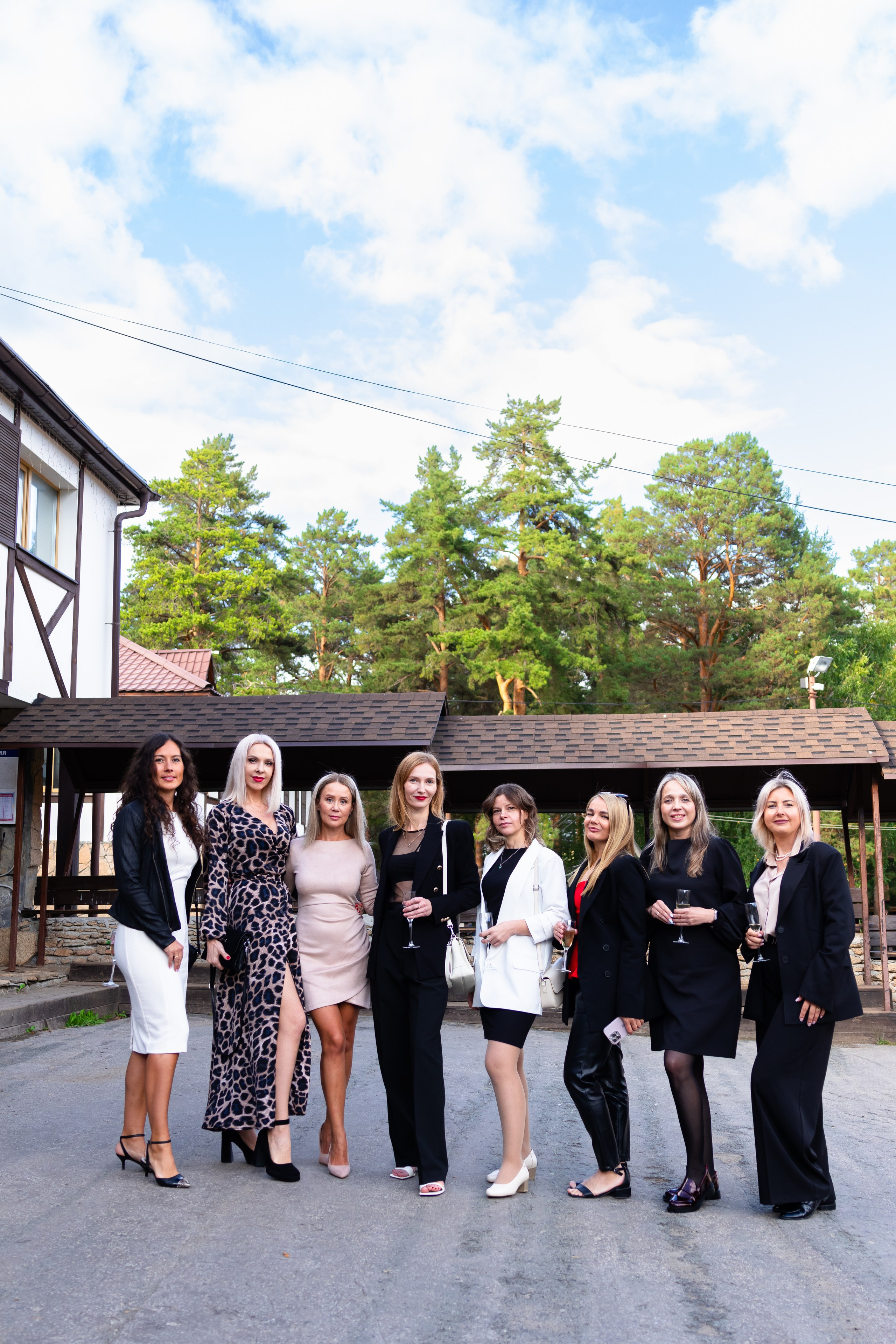 Летний корпоратив на Уктусе, фотосъёмка в Екатеринбурге. Фотограф в Екатеринбурге Пойгина Елена