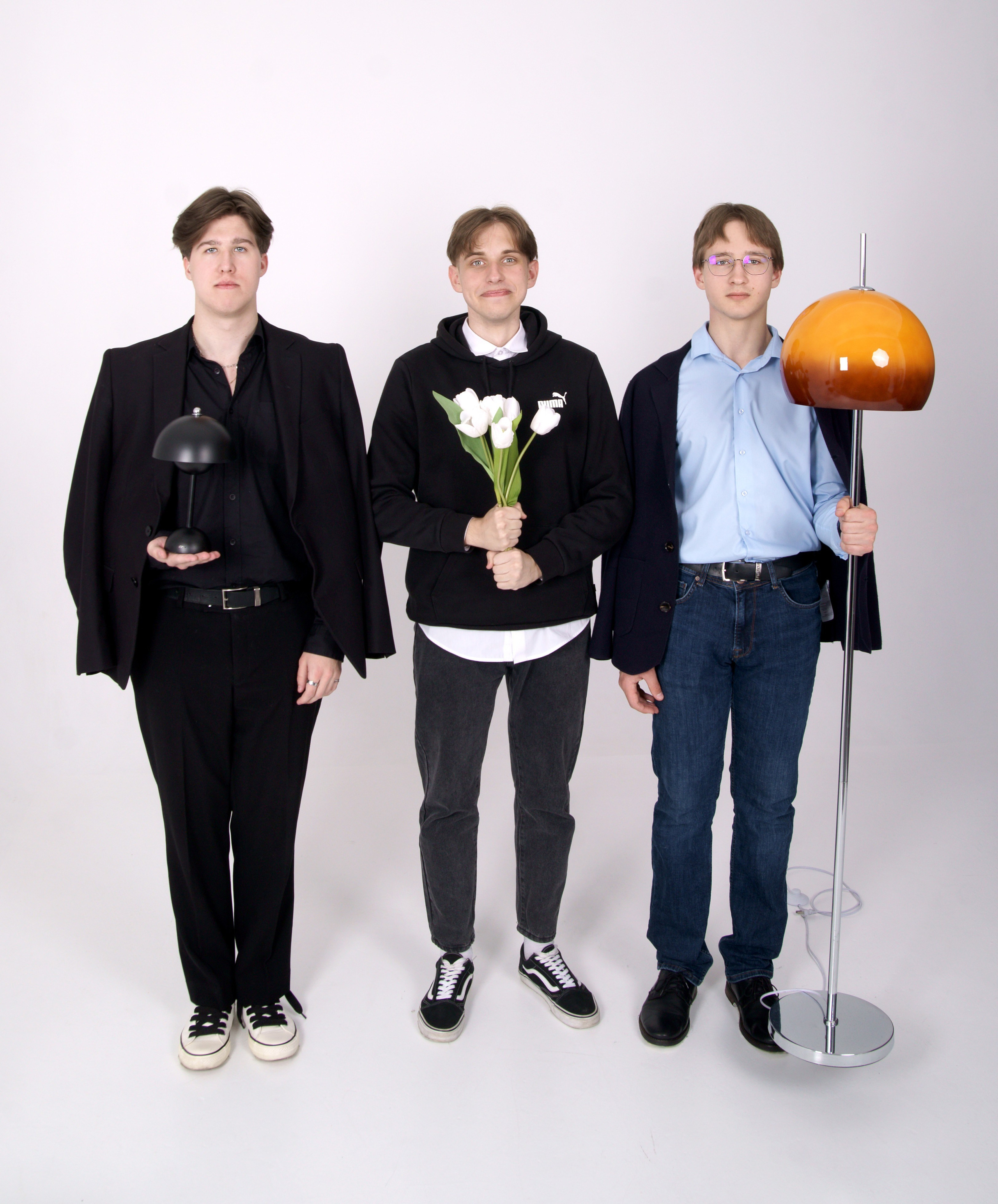 Студийная фотосессия выпускников 9,11 классов в Иркутске