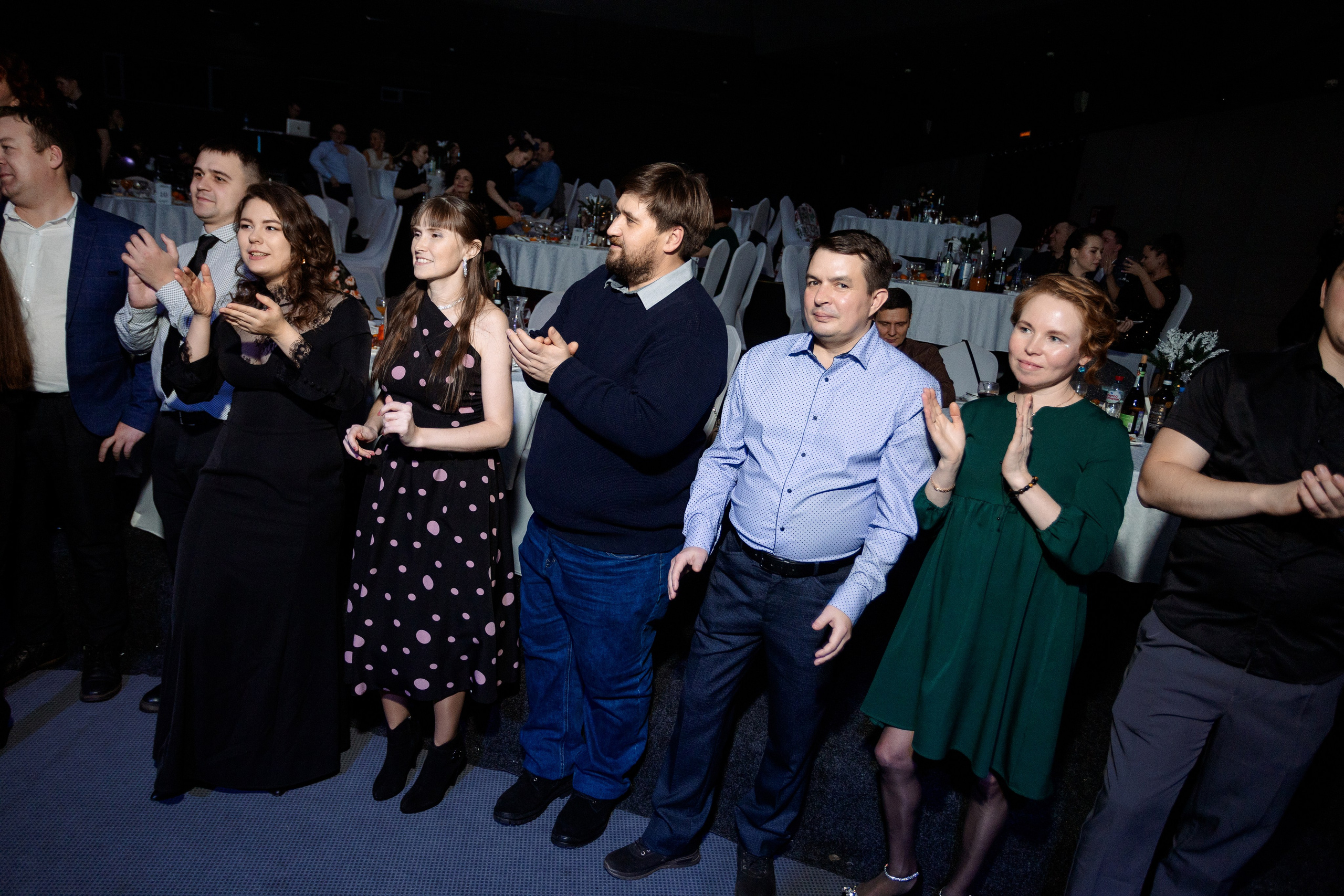 РЕПОРТАЖ: НОВЫЙ ГОД В ДК МЕТАЛЛУРГ. Профессиональный фотограф в Ижевске Леша Петров