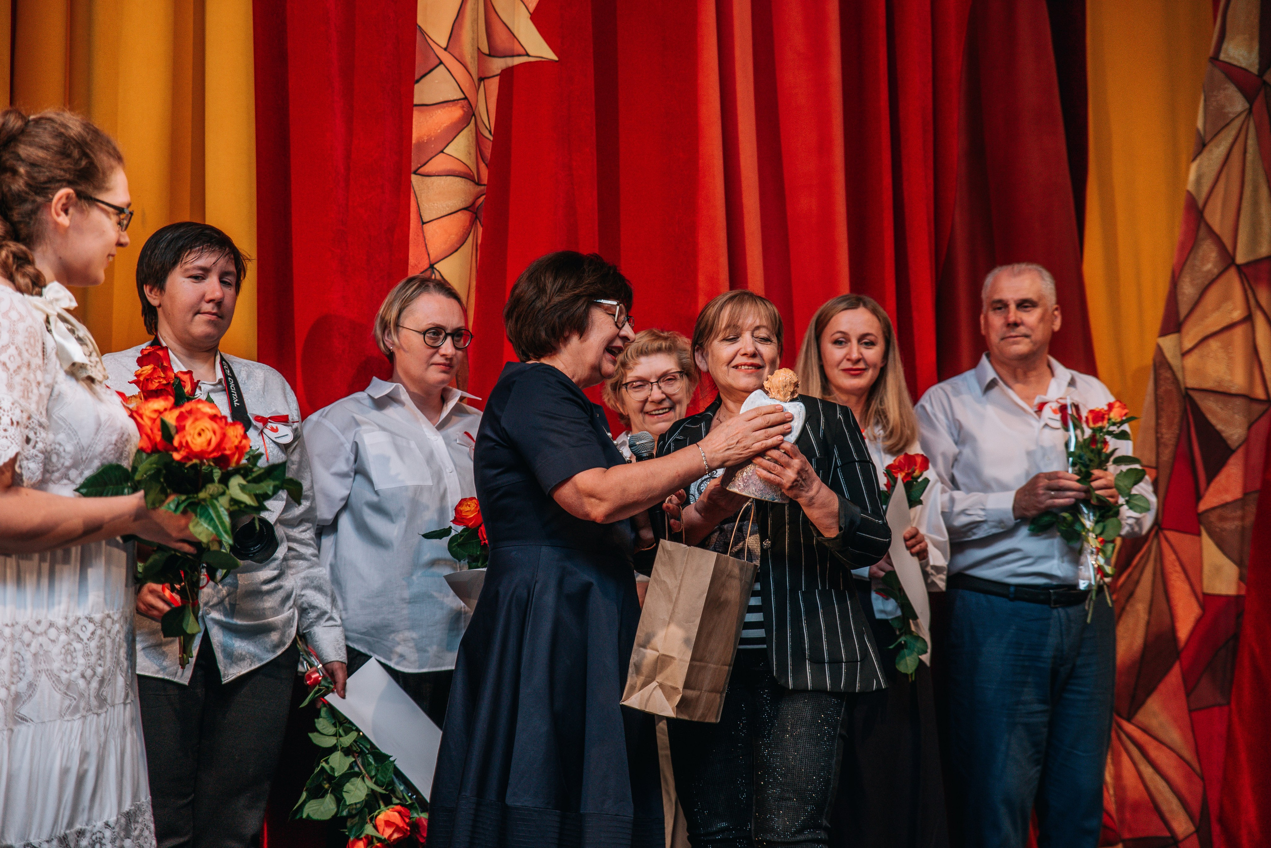 Выпускной в художественной школе. Главная