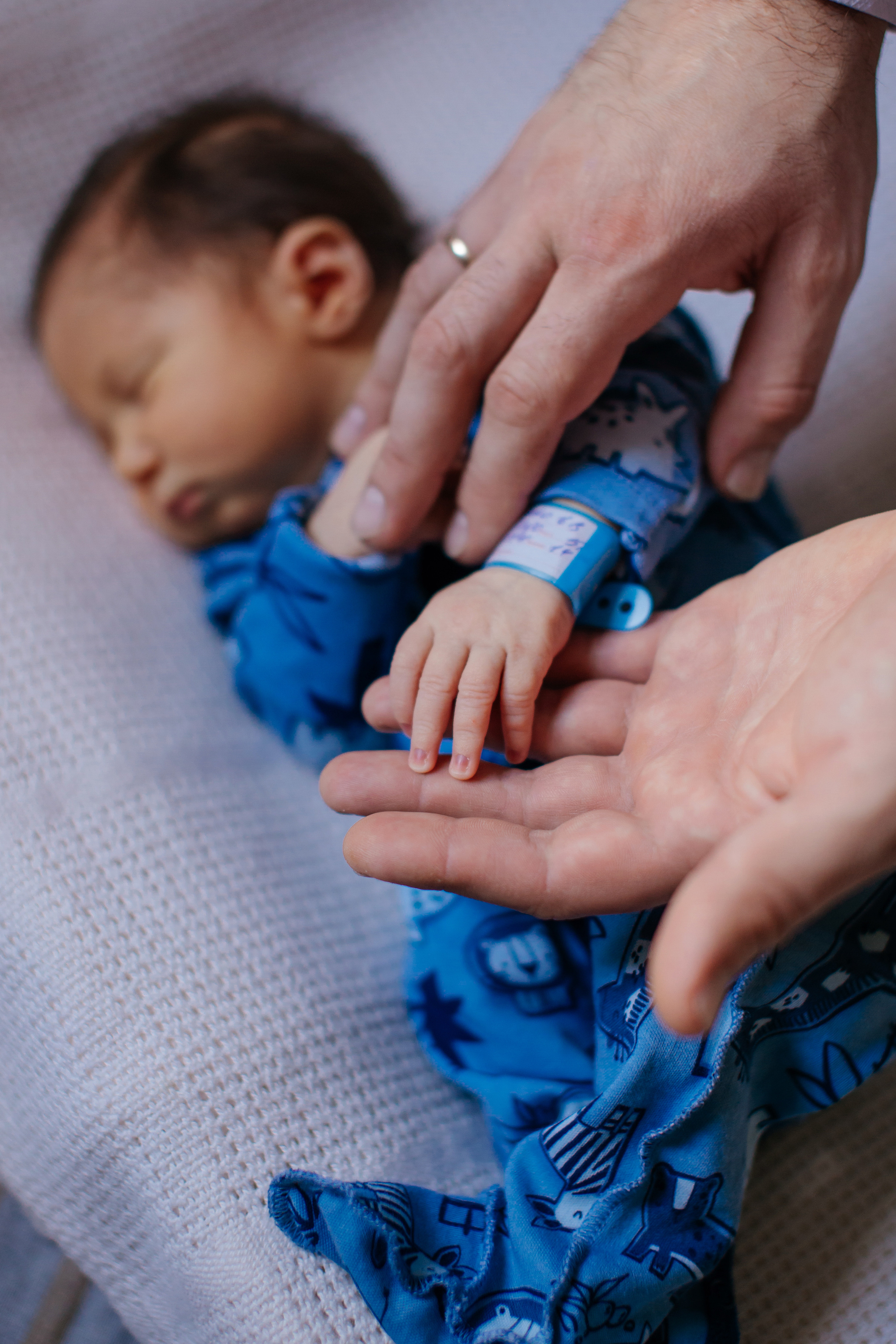 Выписка из роддома