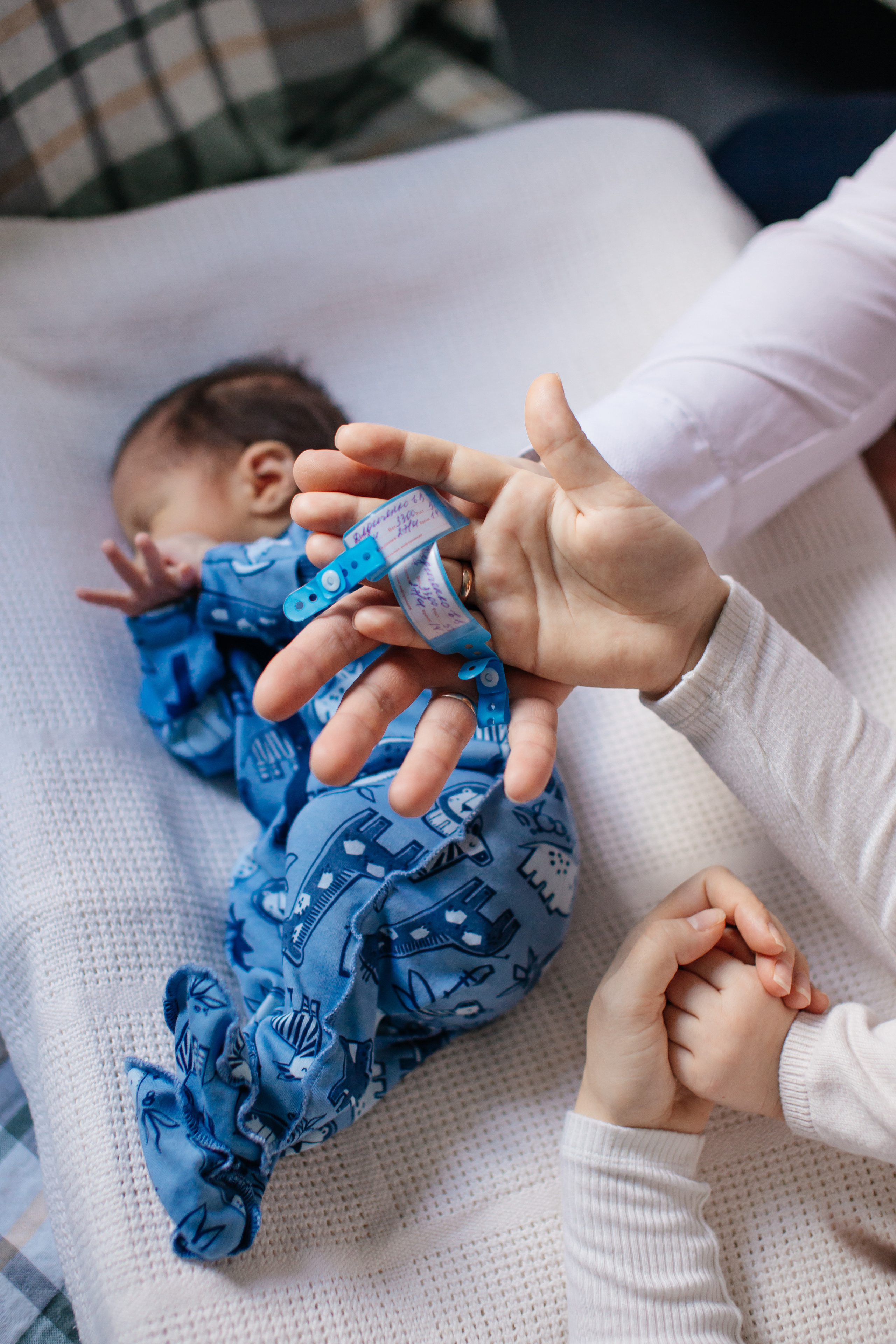 Выписка из роддома