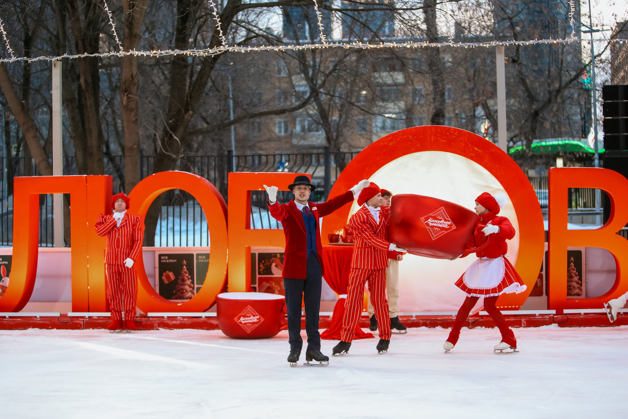 Ледовое шоу Сити каток Московское Чаепитие. Фотограф и видеограф Анна Домашенко
