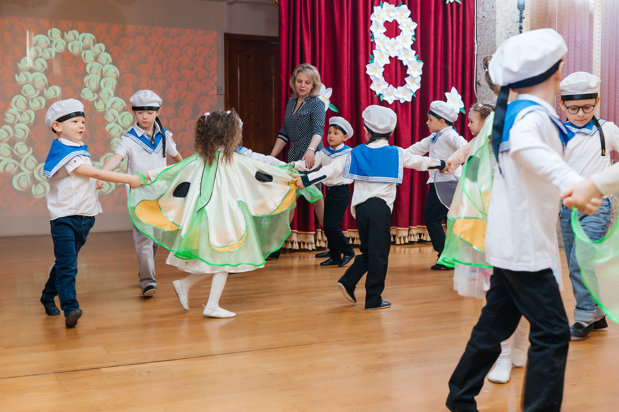 Детский сад № 93 — Утренник (10.03.2023). Свадебный и семейный фотограф Крамар Наталья