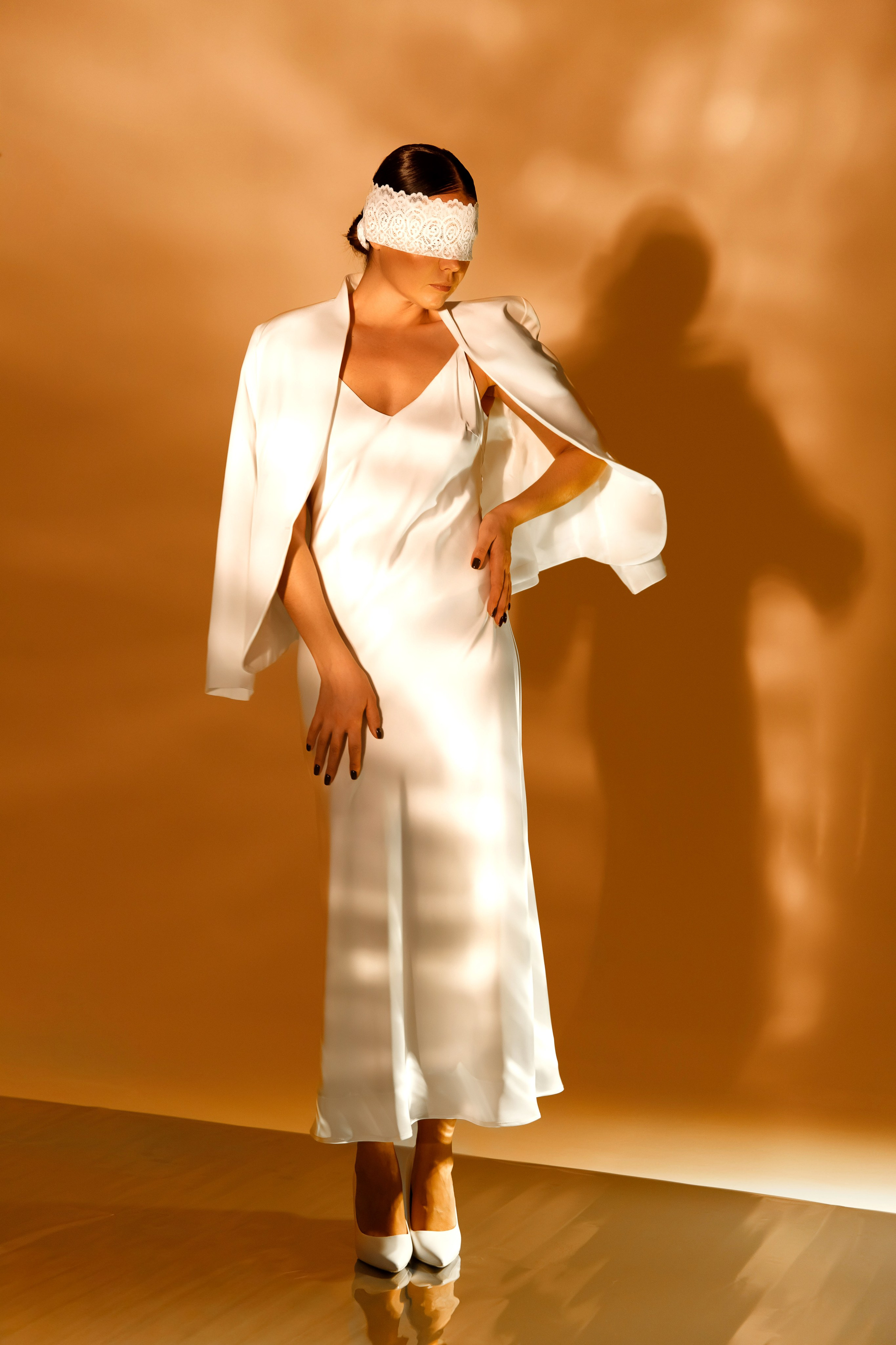 Пиджак белый однобортный. Размер 44 - 46 