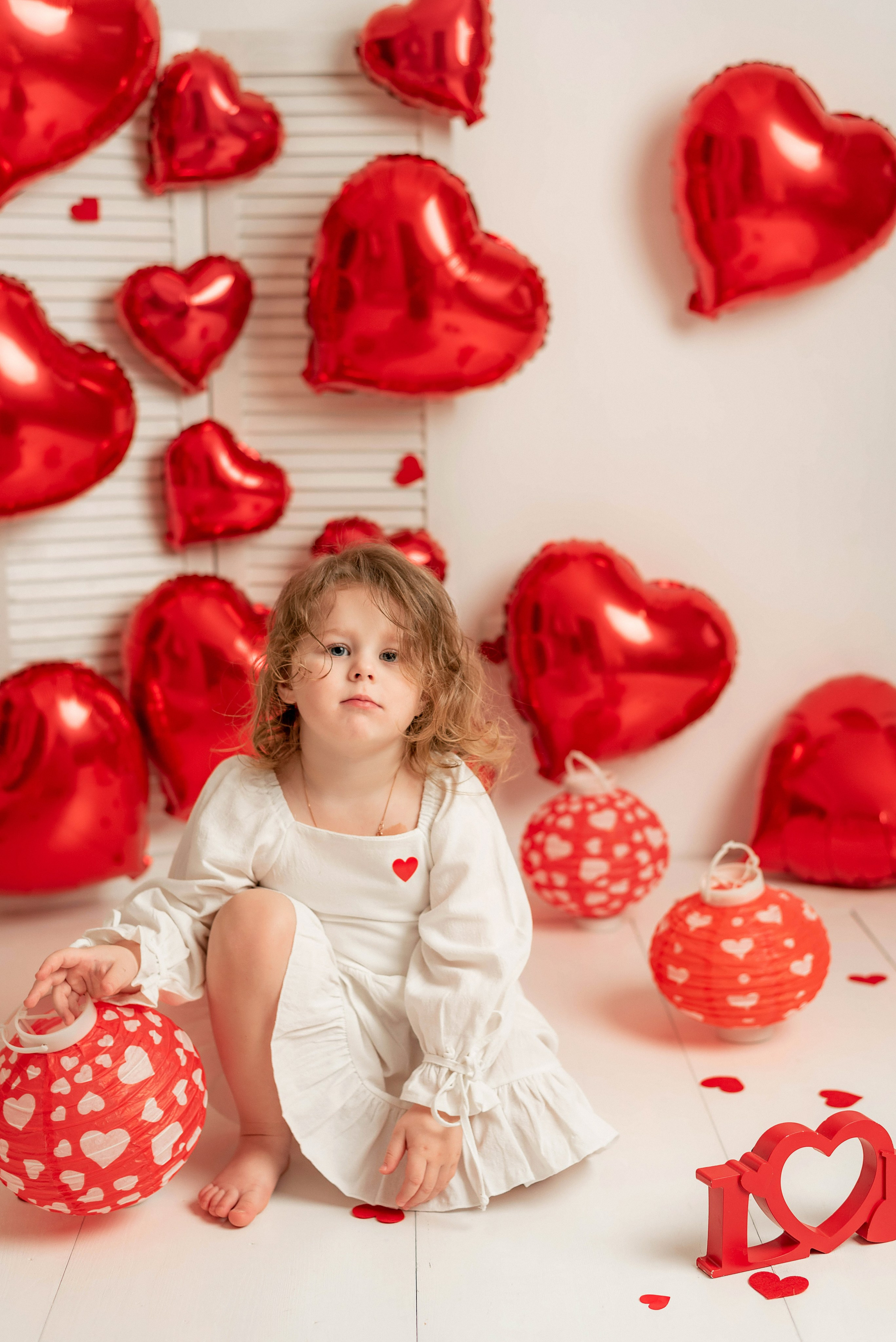 Алиса — сердечки. Семейный и детский фотограф Наталья Горда