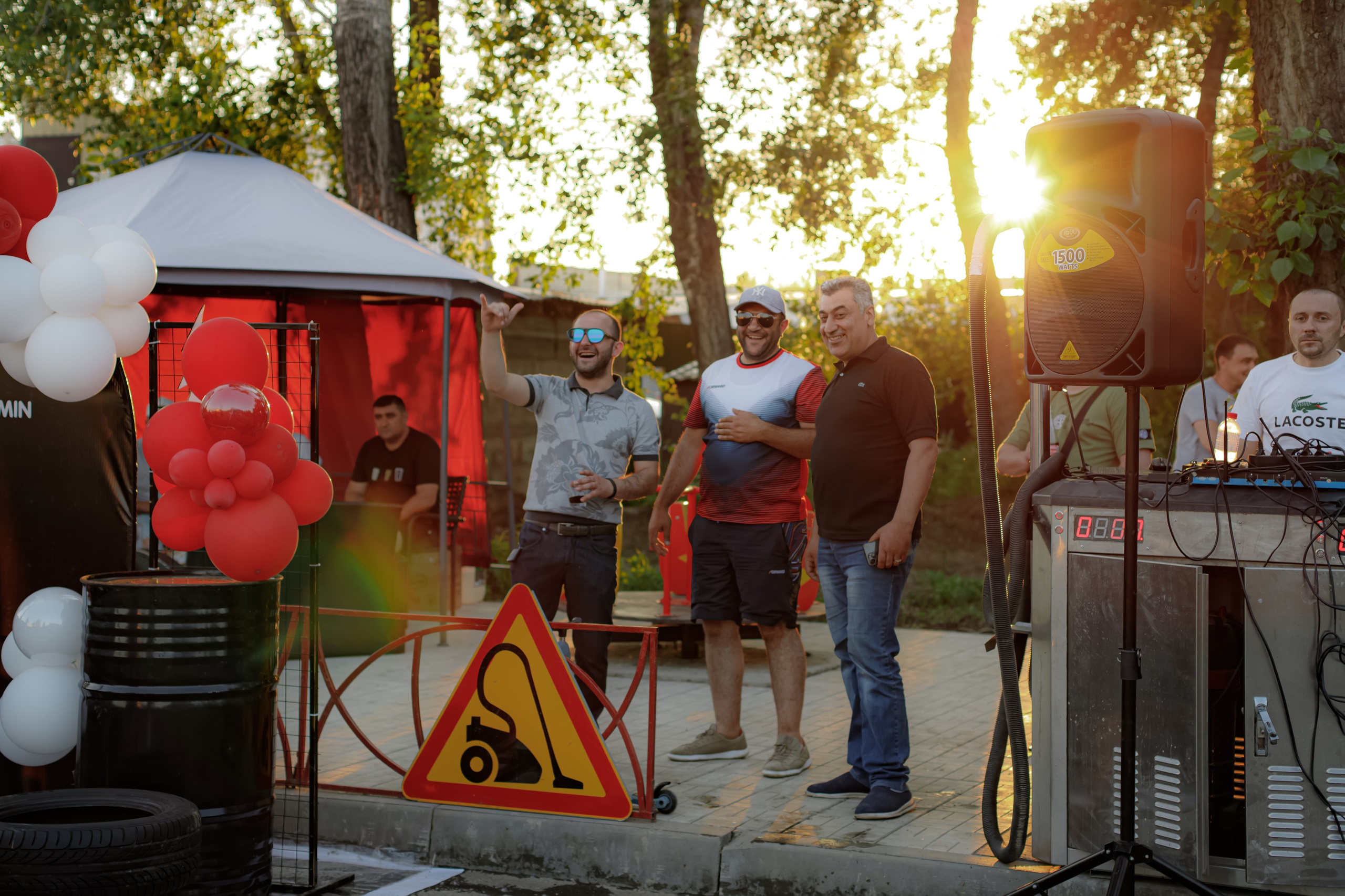 АВТОМОЙКА САМООБСЛУЖИВАНИЯ «5 MIN». Photokarish