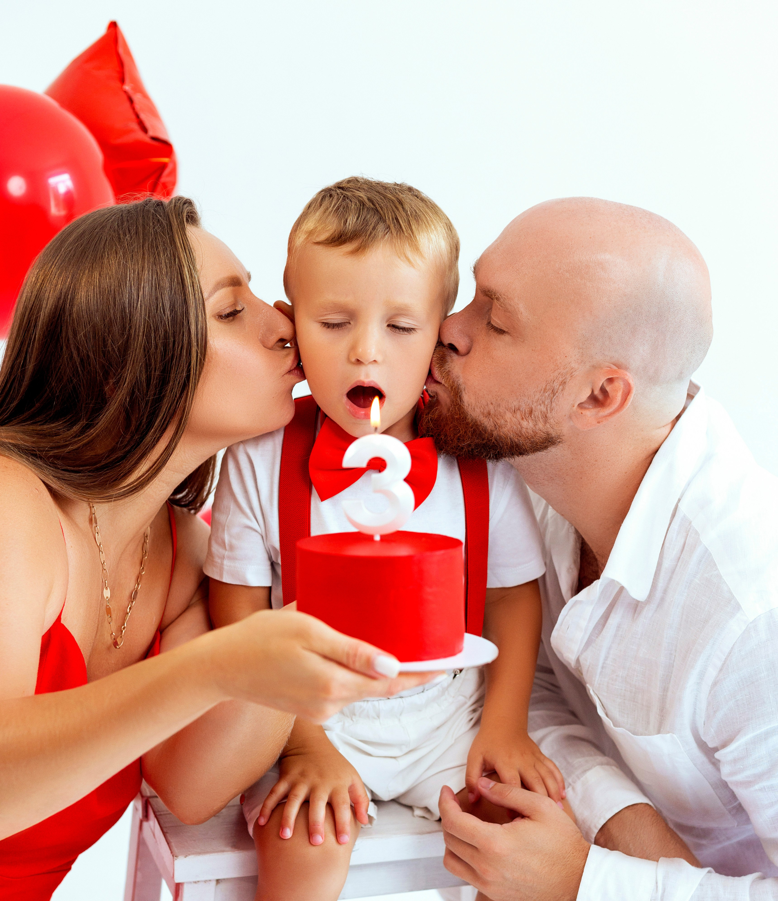 Годовасие Даня. Фотограф беременных и новорождённых в Краснодаре