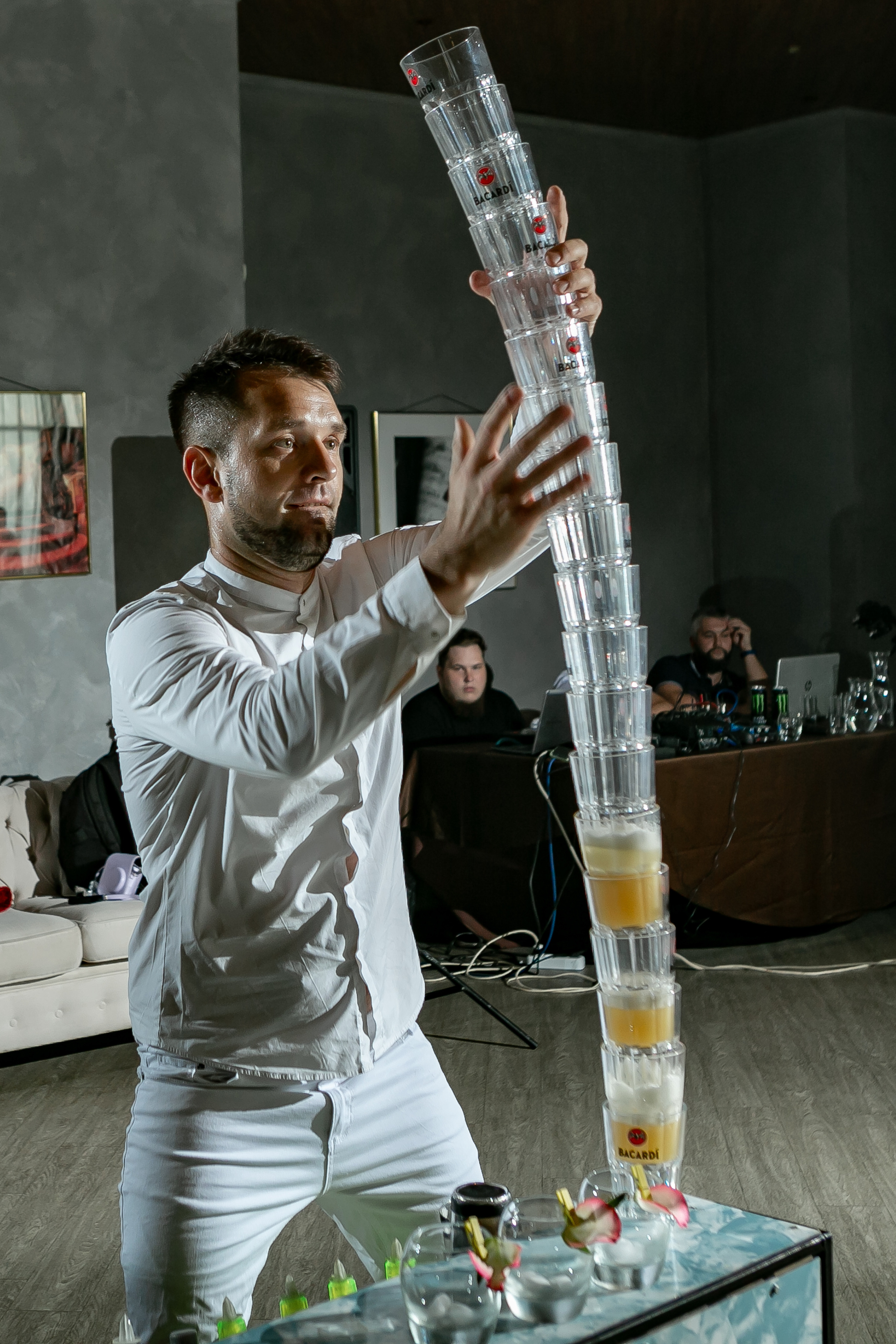 Свадебный фотограф Нижний Новгород. Свадебный и контент фотограф в Нижнем Новгороде Владимир Пресняков