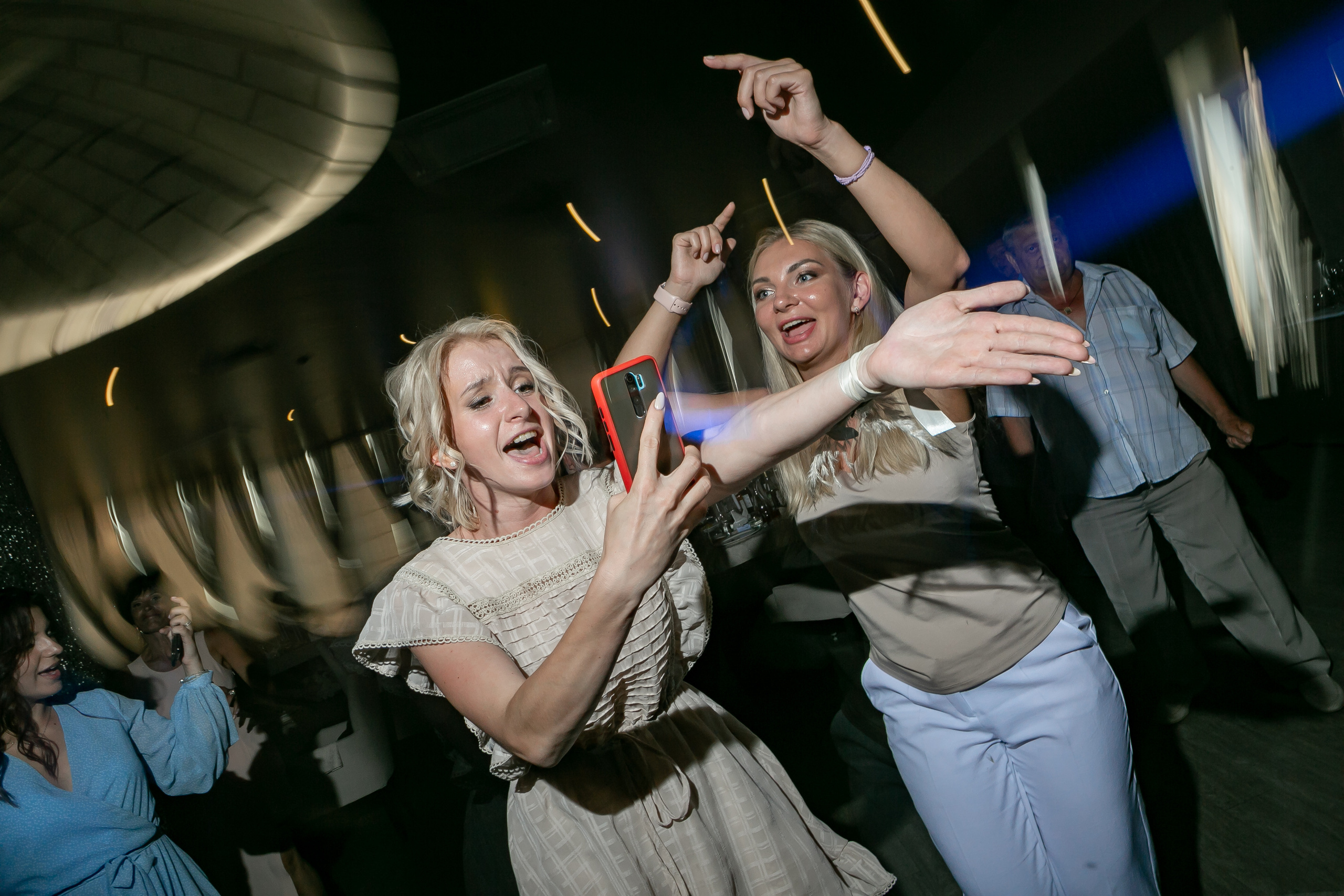 Свадебный фотограф Нижний Новгород. Свадебный и контент фотограф в Нижнем Новгороде Владимир Пресняков