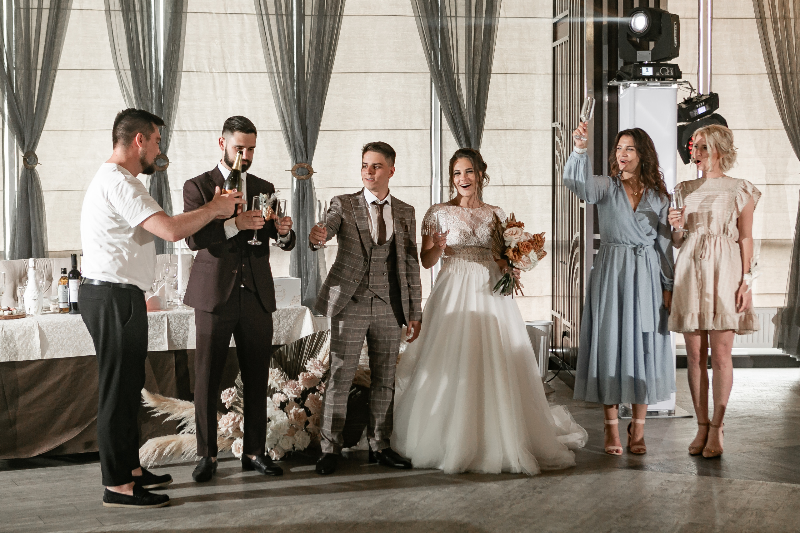 Свадебный фотограф Нижний Новгород. Свадебный и контент фотограф в Нижнем Новгороде Владимир Пресняков