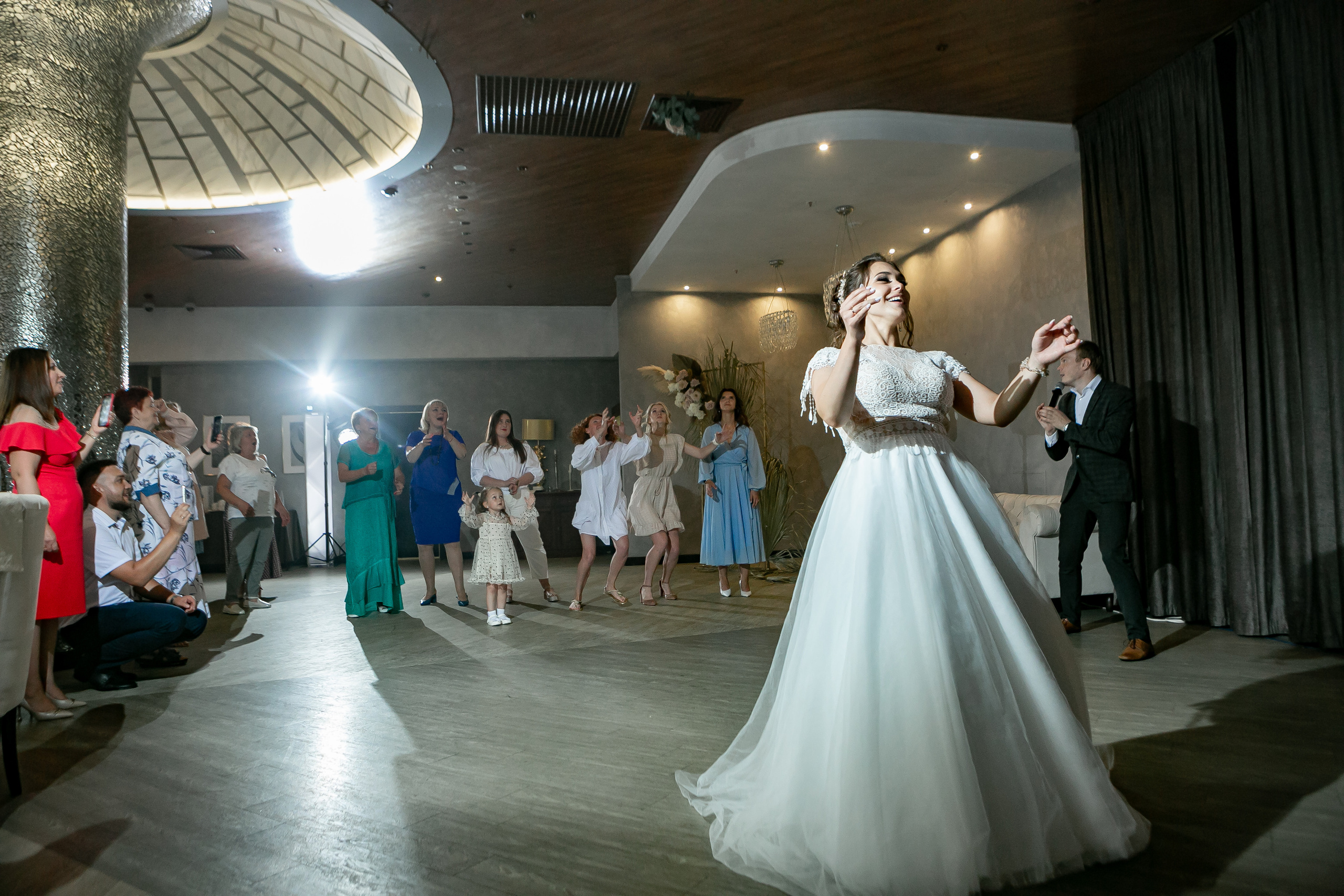 Свадебный фотограф Нижний Новгород. Свадебный и контент фотограф в Нижнем Новгороде Владимир Пресняков