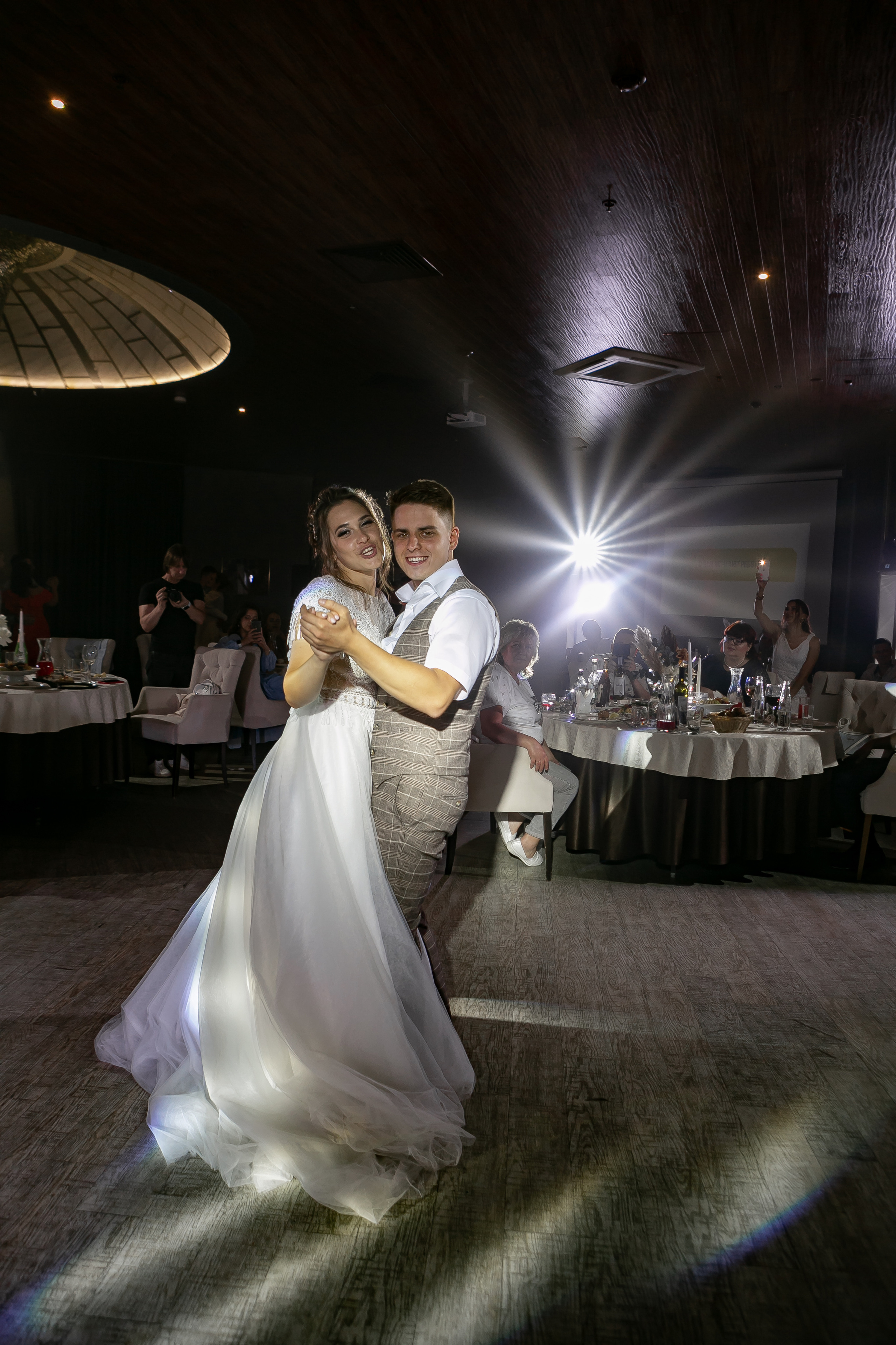 Свадебный фотограф Нижний Новгород. Свадебный и контент фотограф в Нижнем Новгороде Владимир Пресняков