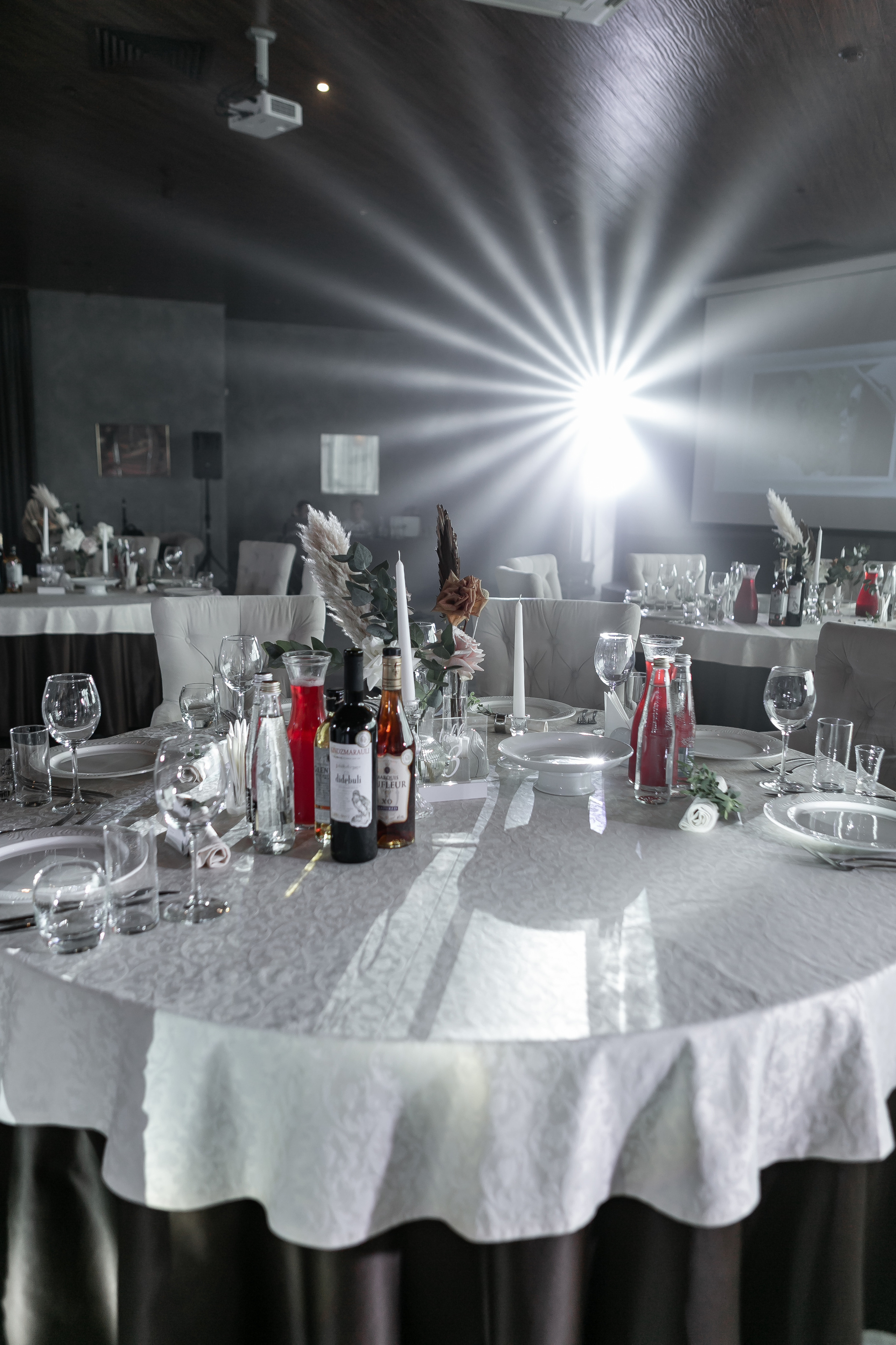 Свадебный фотограф Нижний Новгород. Свадебный и контент фотограф в Нижнем Новгороде Владимир Пресняков