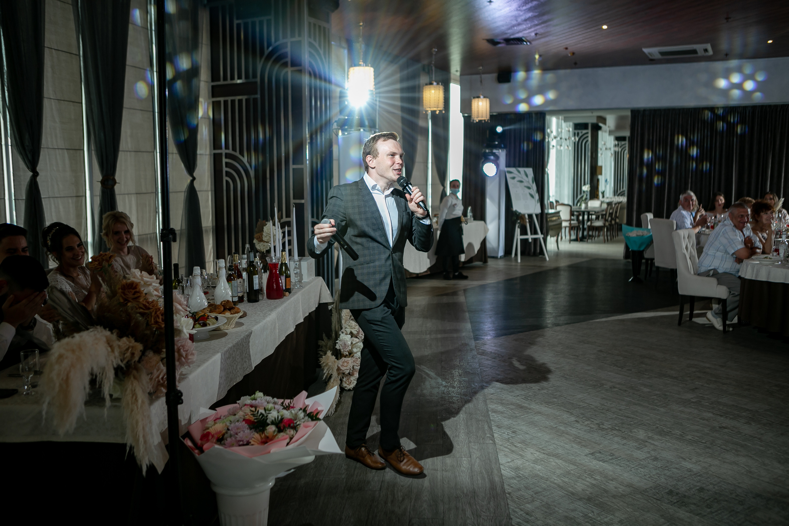 Свадебный фотограф Нижний Новгород. Свадебный и контент фотограф в Нижнем Новгороде Владимир Пресняков