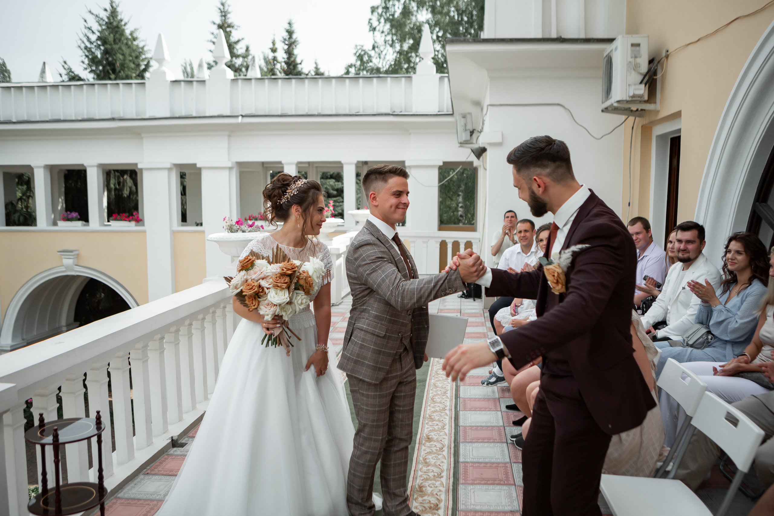 Свадебный фотограф Нижний Новгород. Свадебный и контент фотограф в Нижнем Новгороде Владимир Пресняков