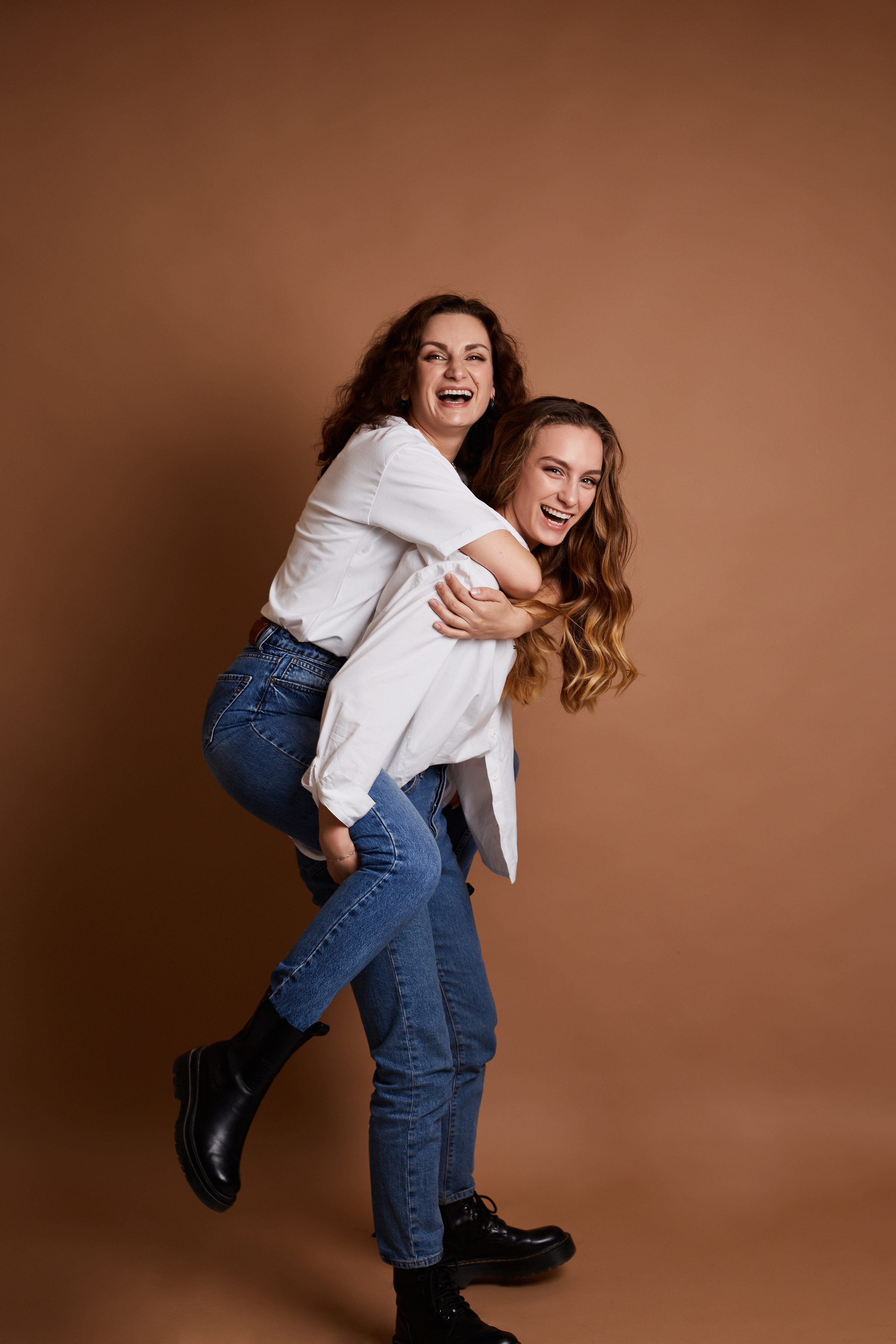 Сестры Элина и Полина. Фотограф в Твери Надежда Хван