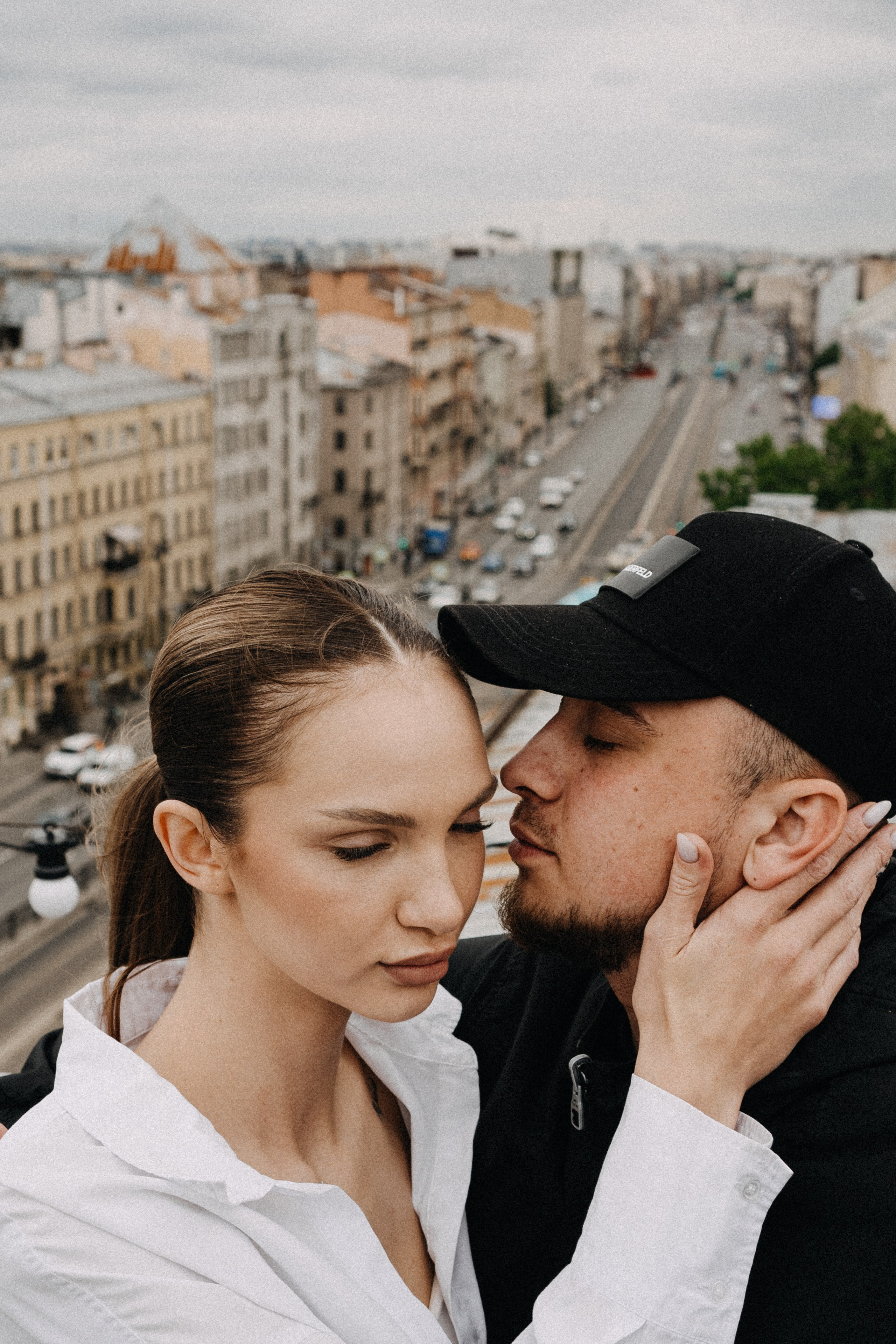 МЫ ГУЛЯЛИ ПРО КРЫШАМ ПИТЕРА. Профессиональный фотограф, Санкт-Петербург — Виктория Богомолова