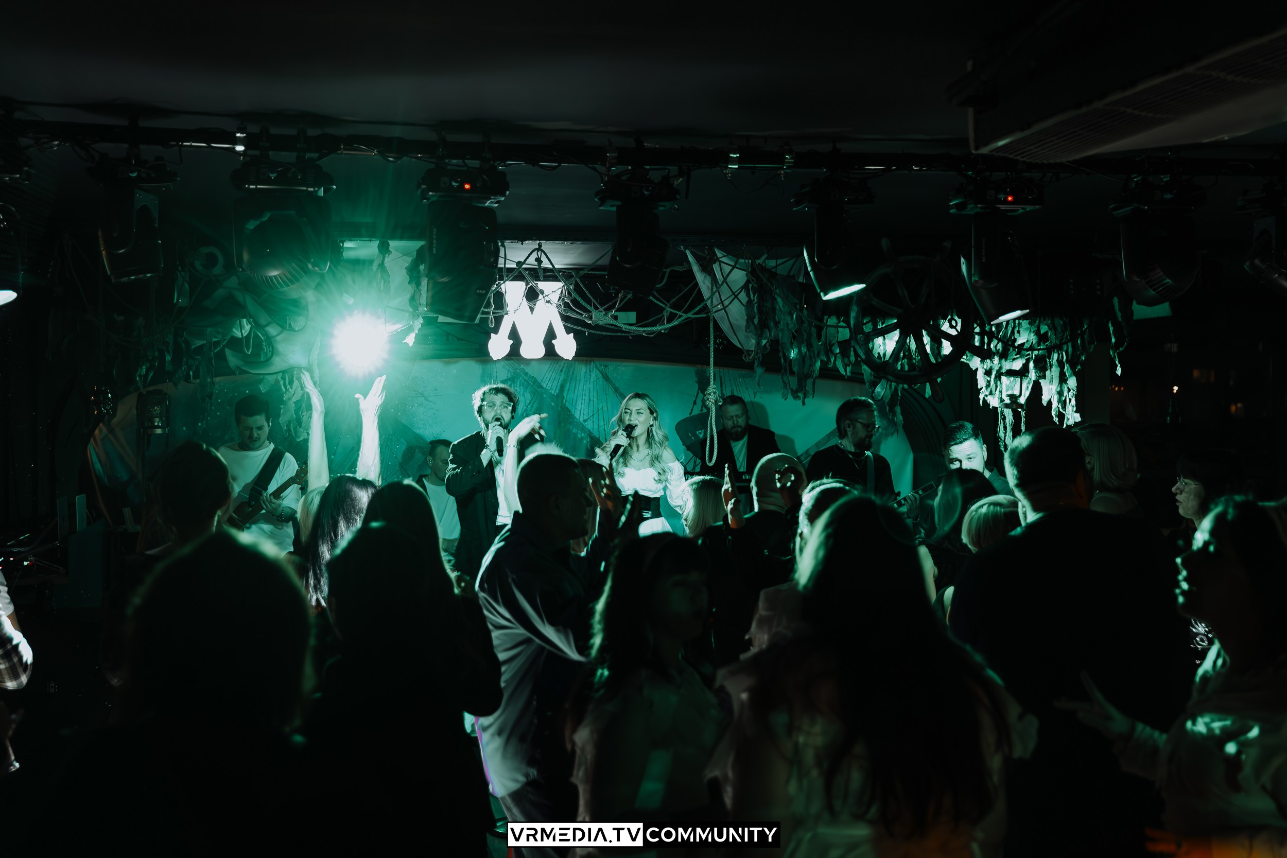 Ресторан «Мюнхен»: Часть команды — часть корабля