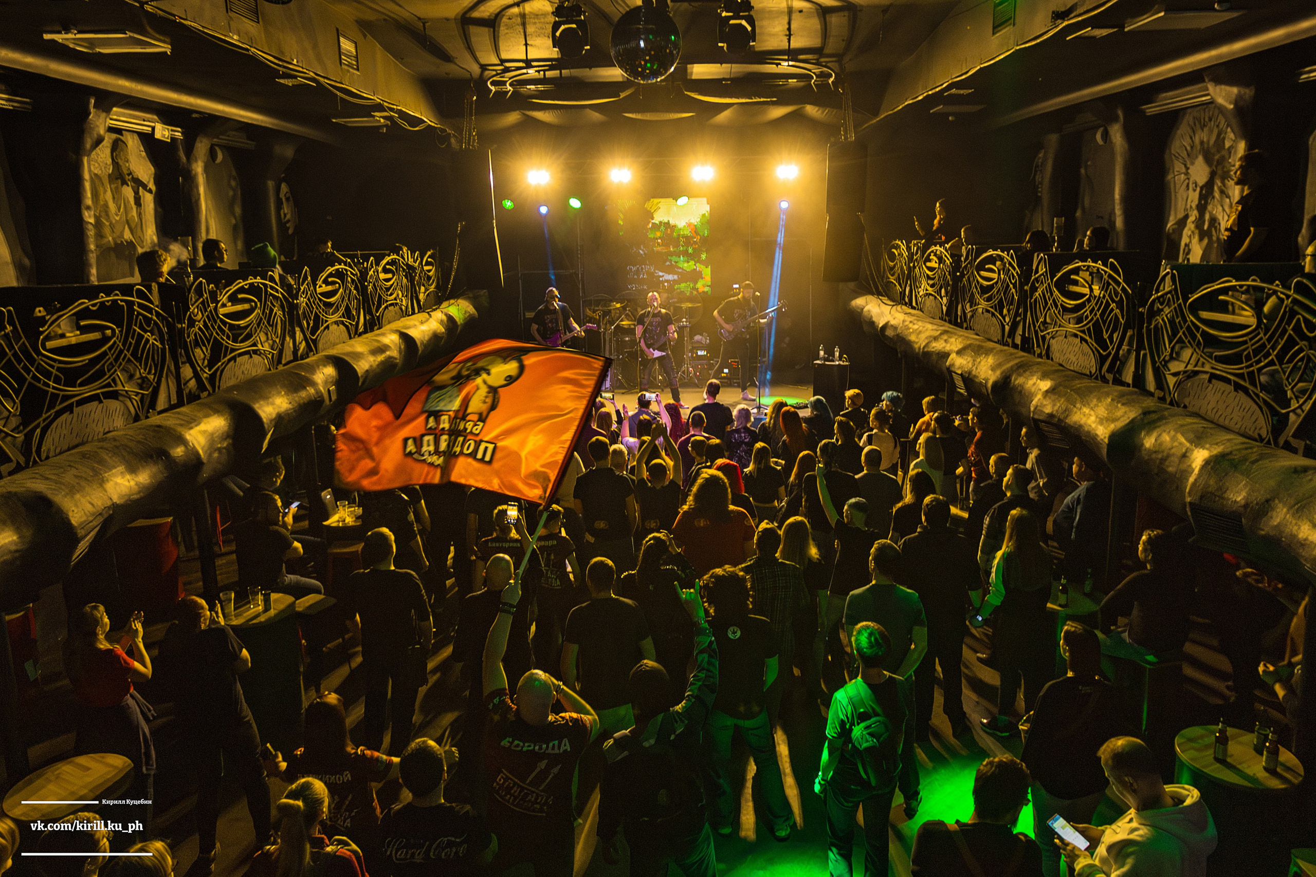 Концерт группы Бригадный подряд в клубе Нирвана, Екатеринбург. Репортажный фотограф Екатеринбург | Яркий, качественный репортаж | Концерты, клубы, репортаж, праздники, корпоративы