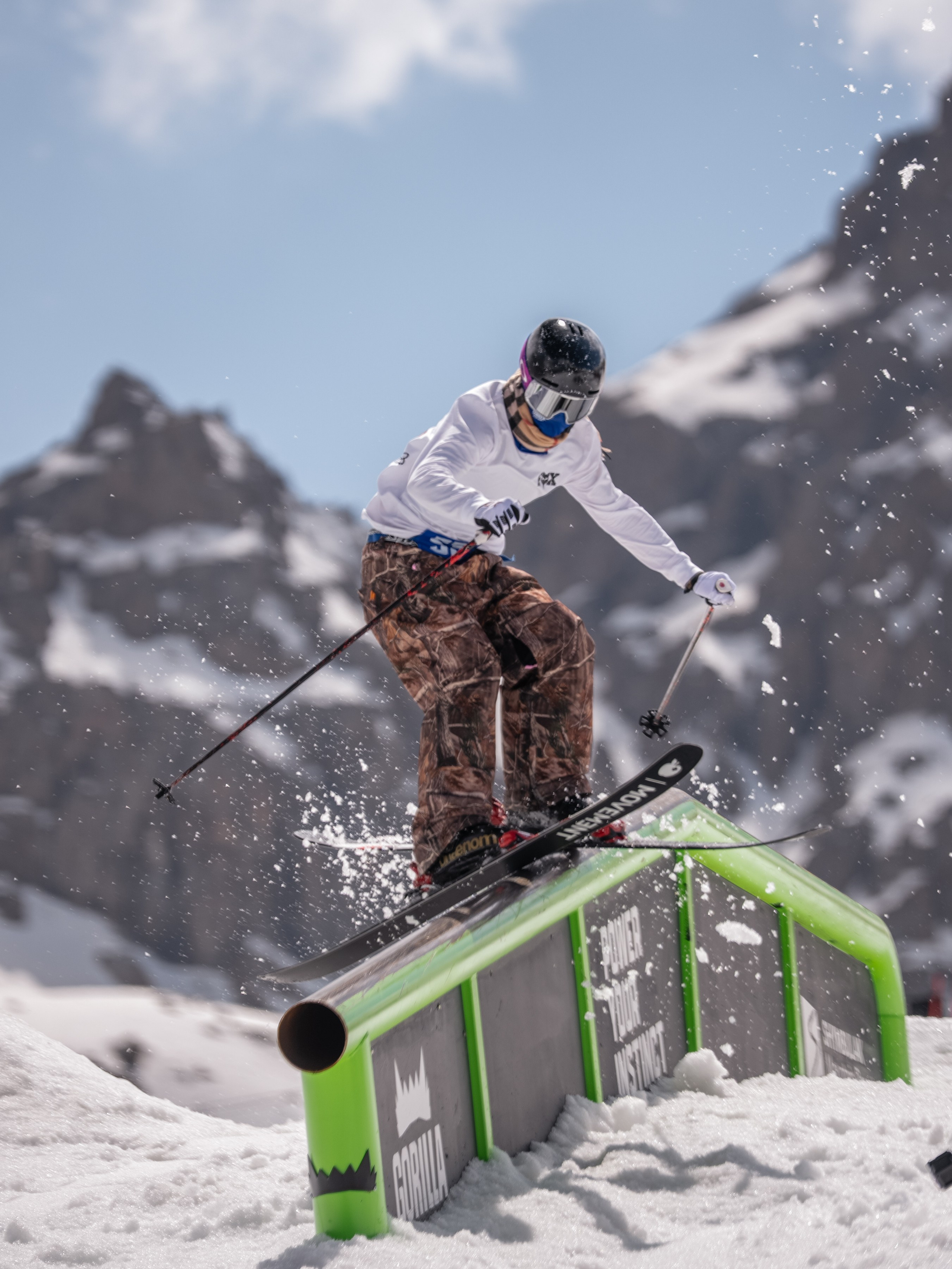 Gorilla IMBA CAMP 2026. Сайт Алматинского НЮ АРТ, будуар и фэшн фотографа Дениса Карпенко