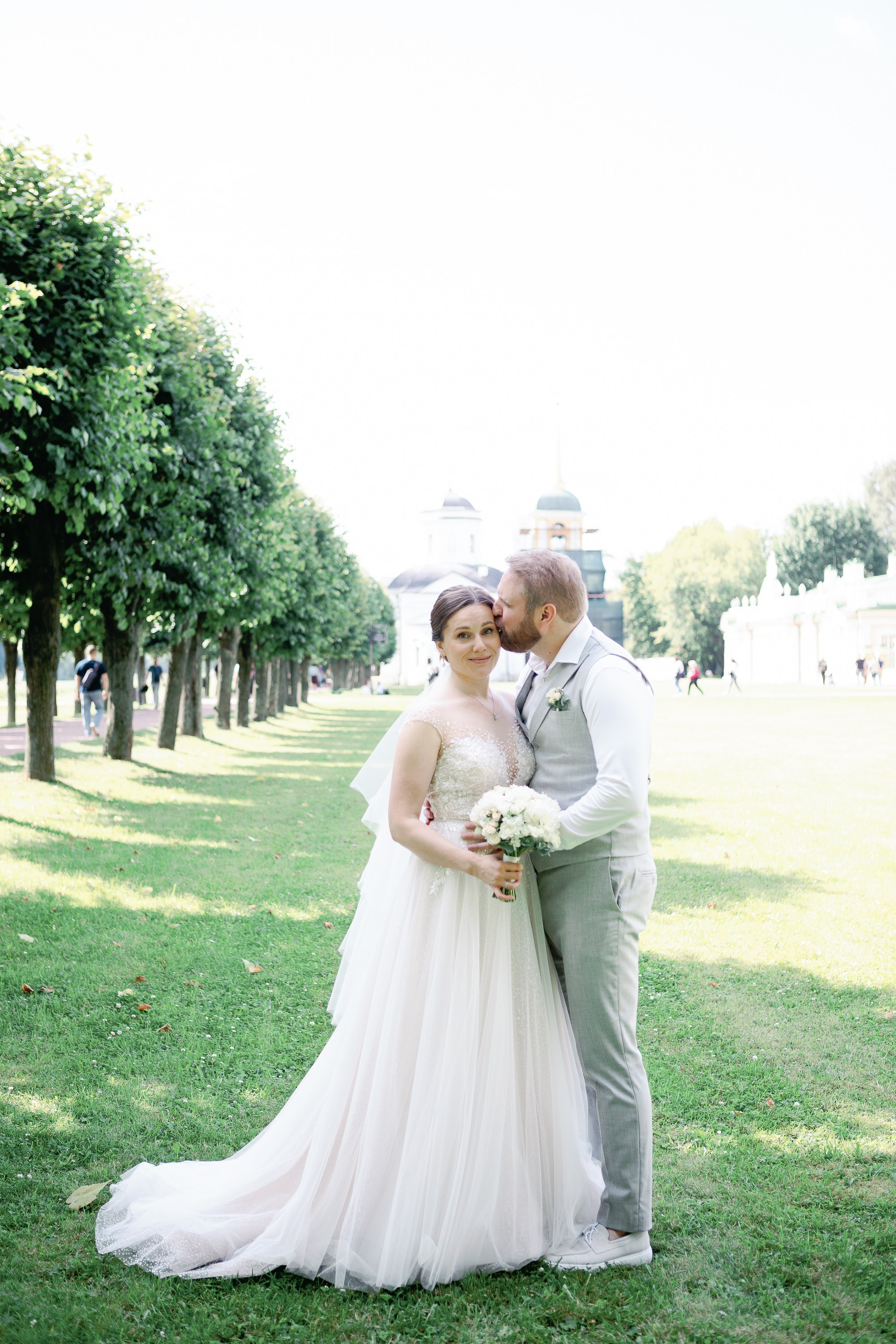 Фотограф на свадьбу.