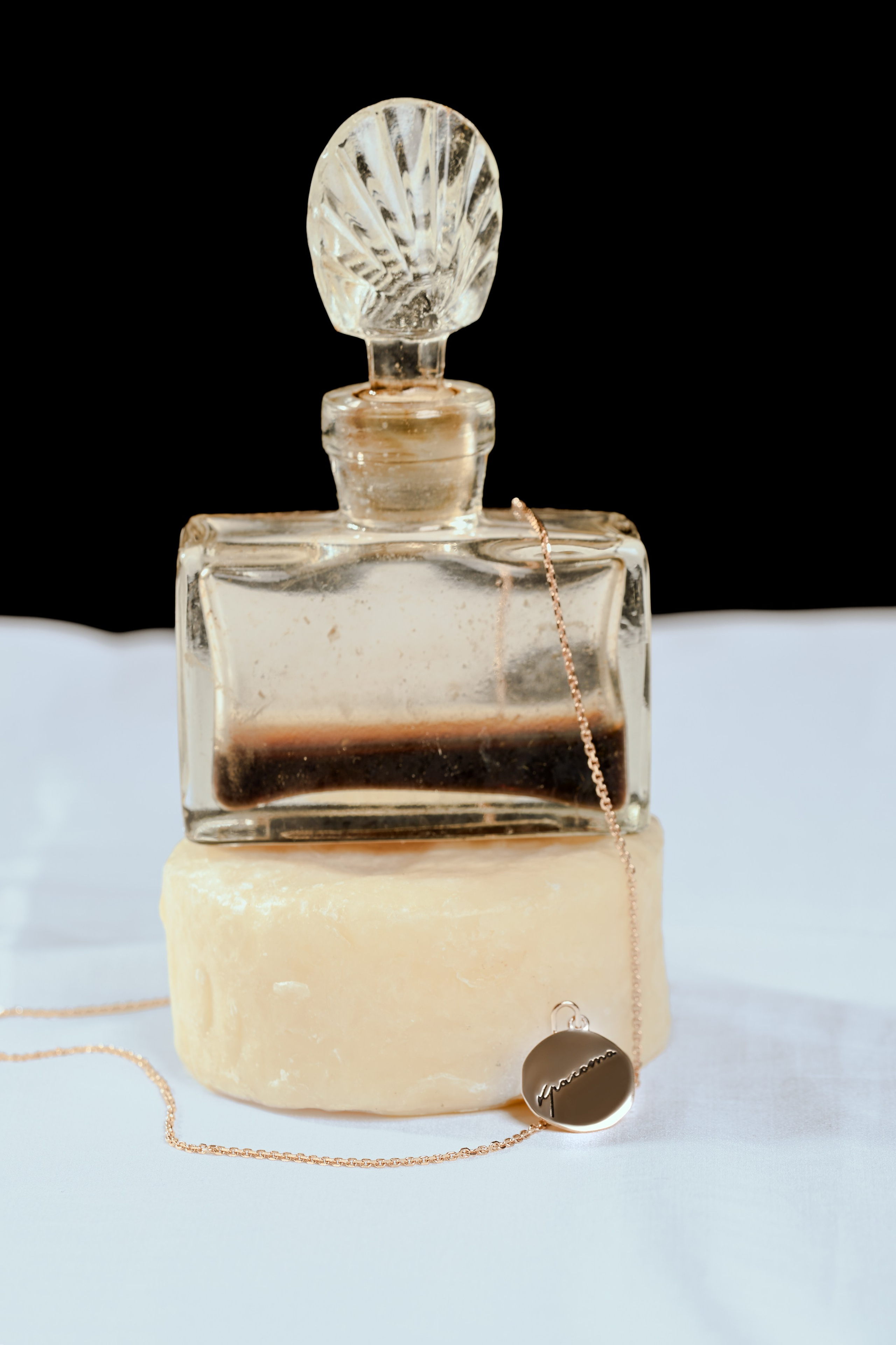 585 золотой х Яндекс Дзен. Предметный фотограф Москва Глухарёва Оля