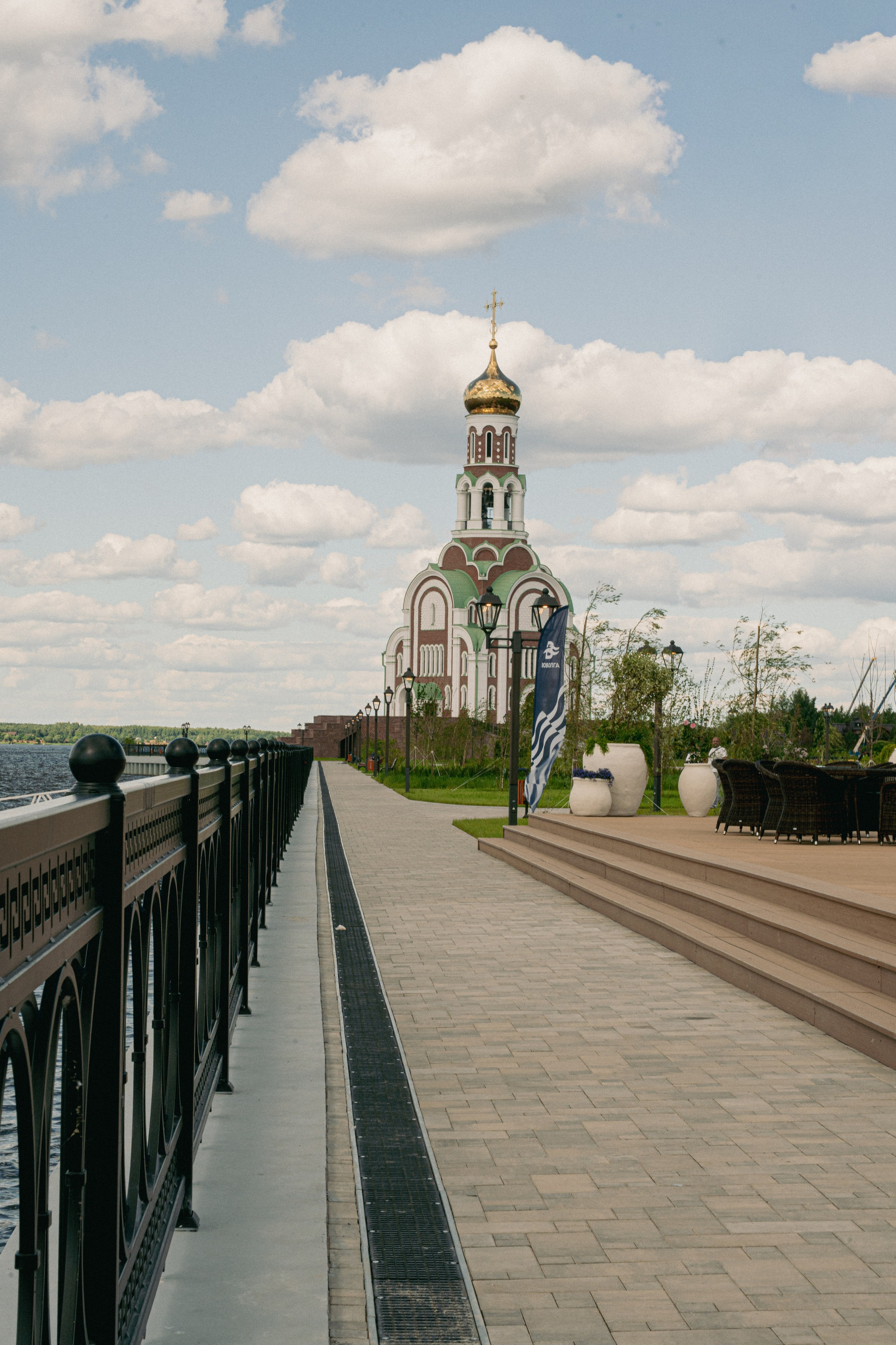 Ресторан Воволга. Интерьер. Интерьерный фотограф, фуд-фотограф и контент-фотограф Анастасия Бунтовских