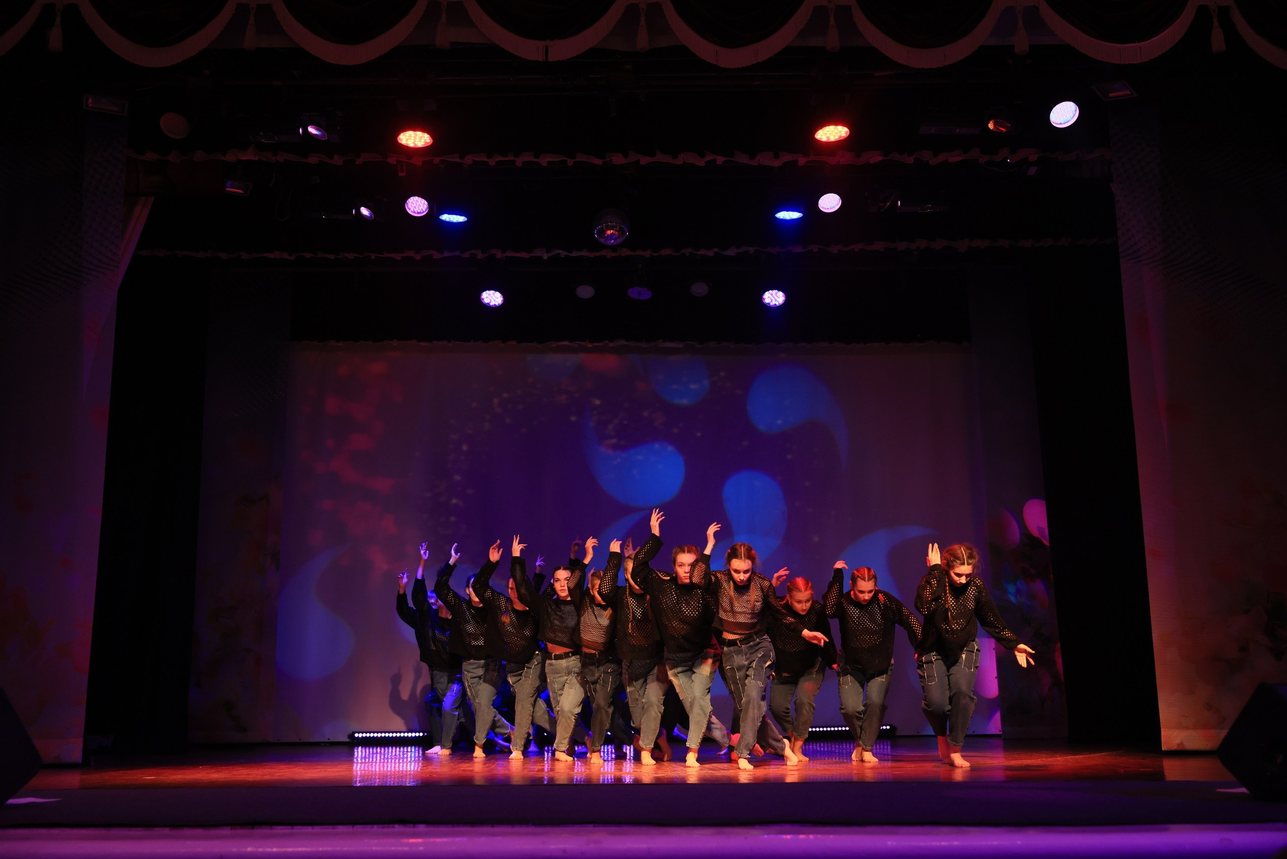 Концерт к 8 Марта в ДК «Металлург» г. Тула. Фотограф в Туле Крупский АнДРей. Фотостудия «КАДР71» в Туле