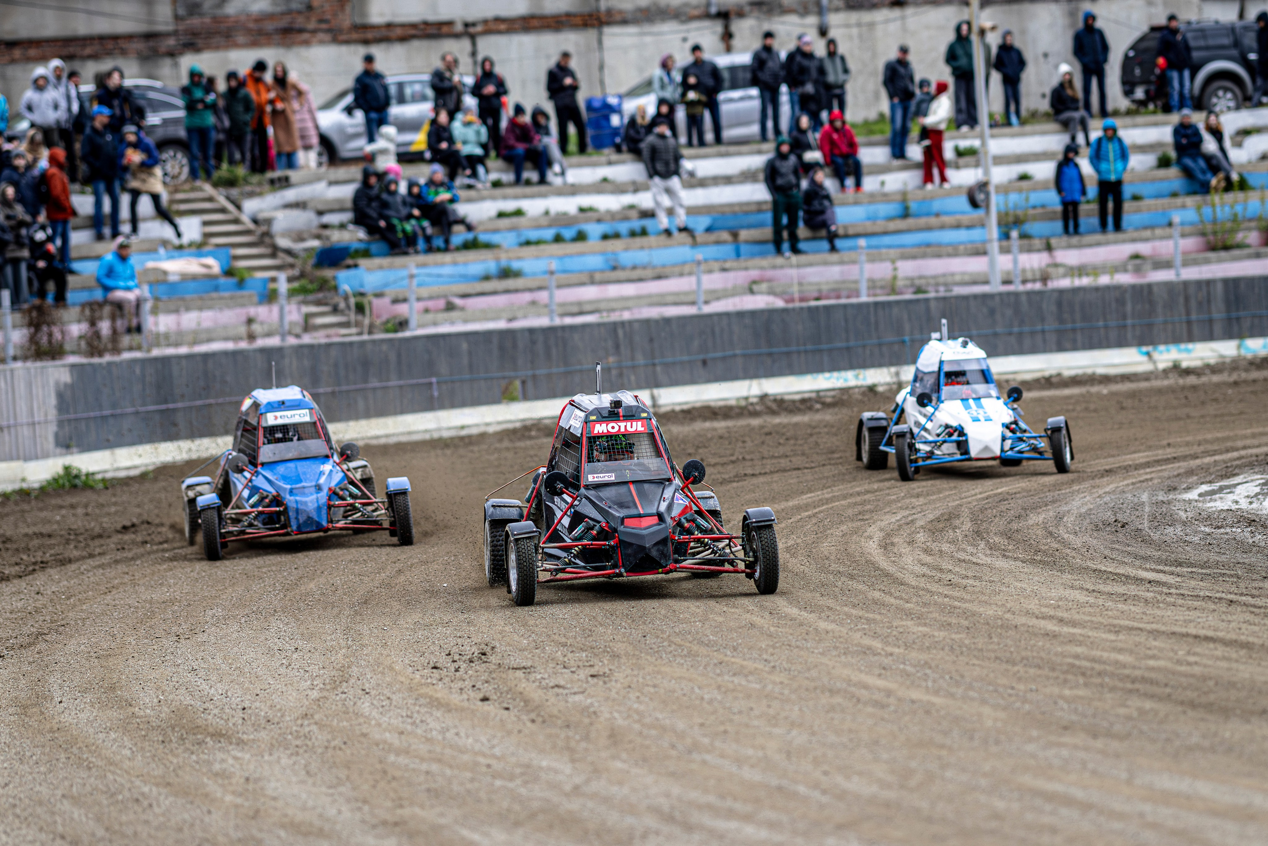 Автогонки на гаревой дорожке. Bertran Ordo