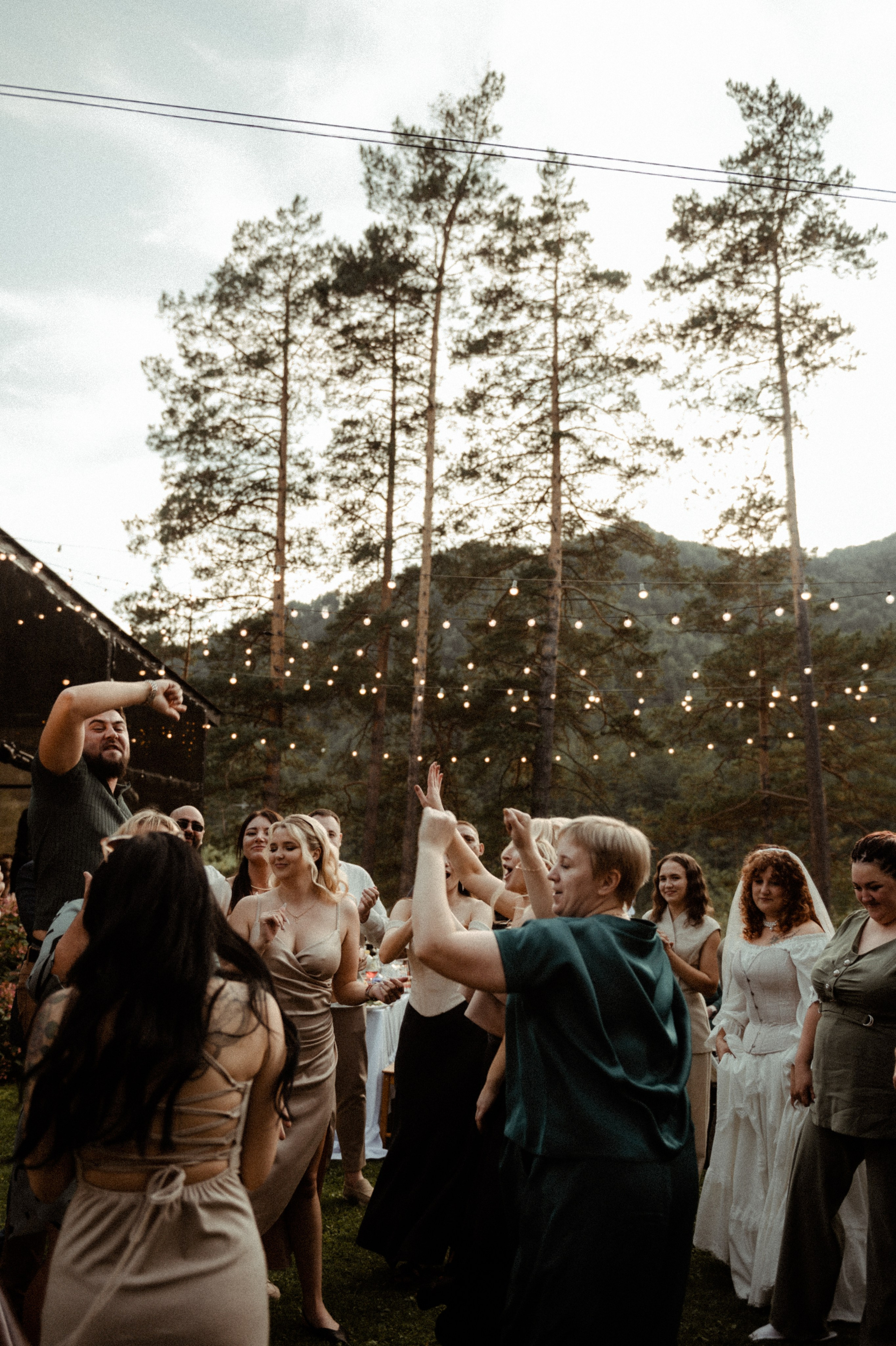 Свадебные фотографии. Фотограф в Барнауле Дарья Бутурлакина. Люби.Цени.Касайся