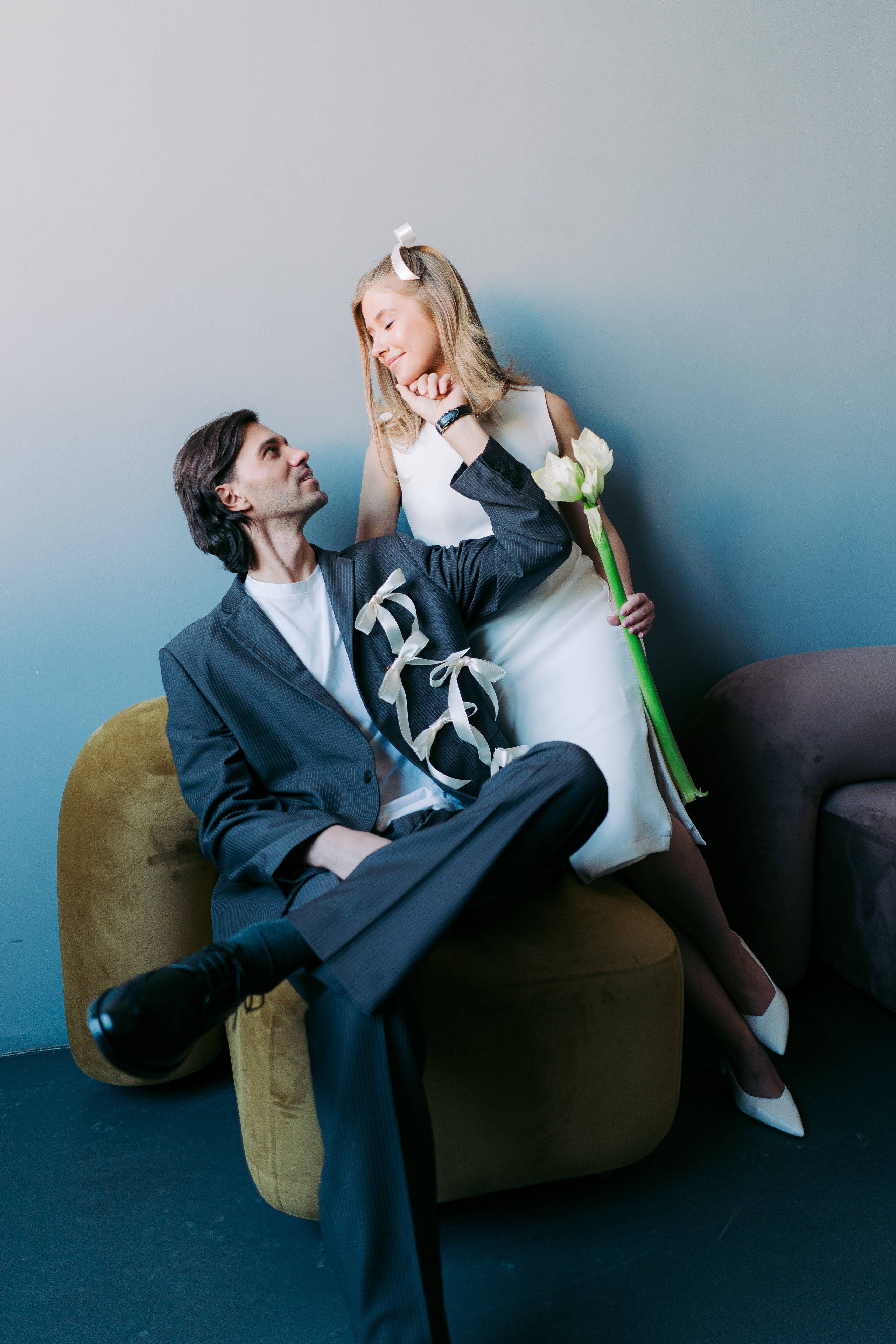 Свадебная фотосессия для двоих в студии, камерная свадьба в Москве