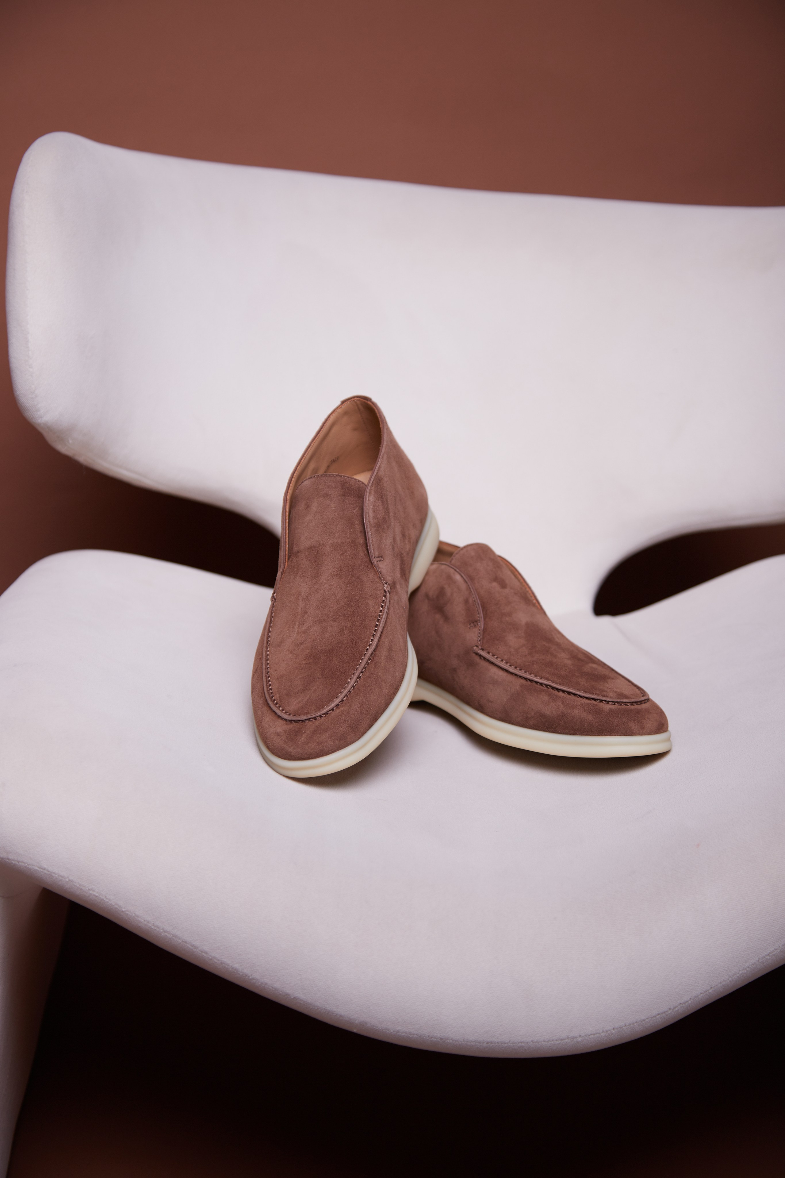 Магазин кроссовок PRICE POINT. Фоттéтика / фотоагентство в москве / фотограф москва