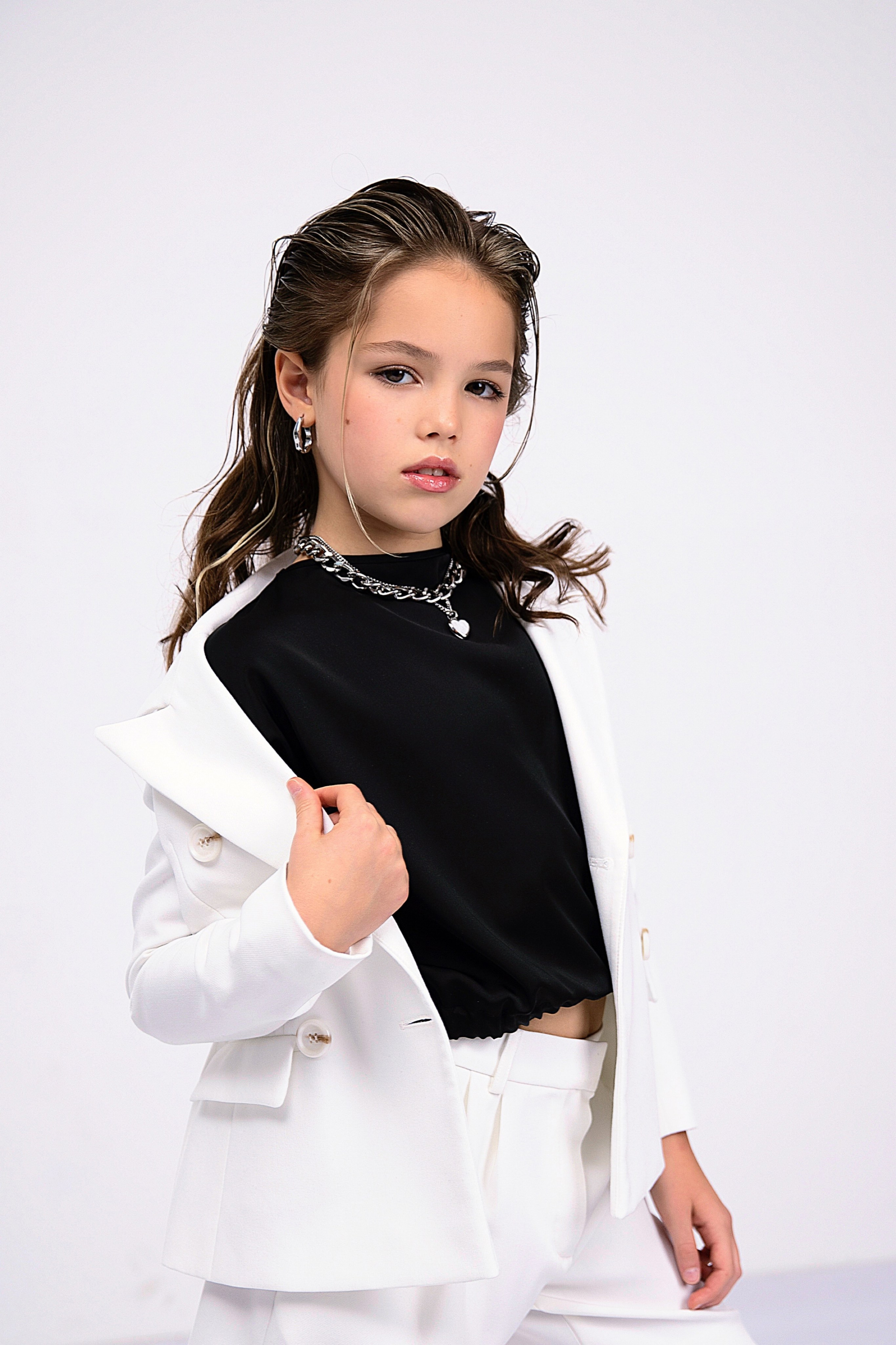 «ФАБРИКА ЗВЕЗД». Детский школьный фотограф в Кемерово Зиновьева Екатерина