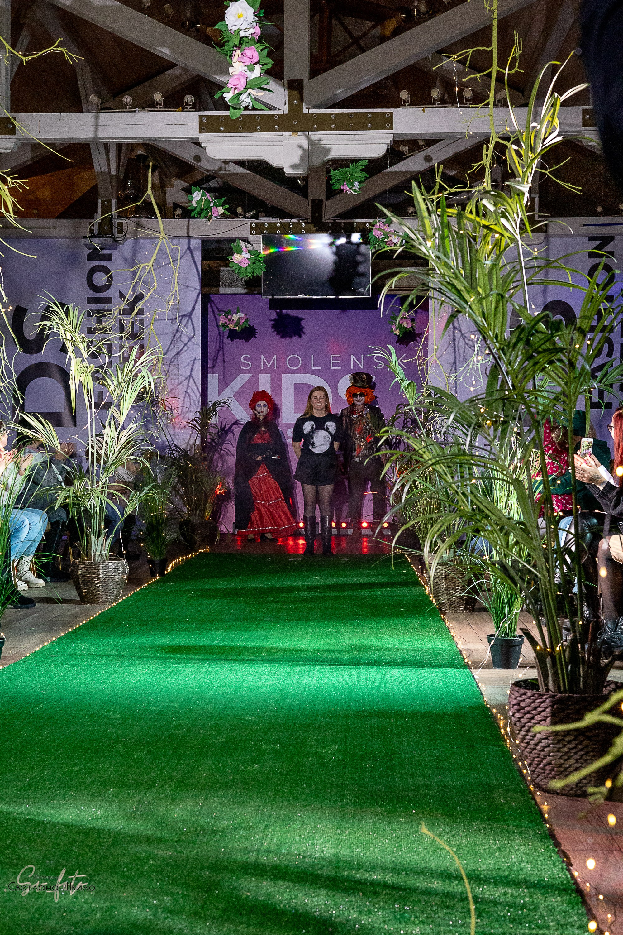 Smolensk Fashion Week_показы_ДЕНЬ 3_ФИНАЛ_Алиса в стране чудес. Главная