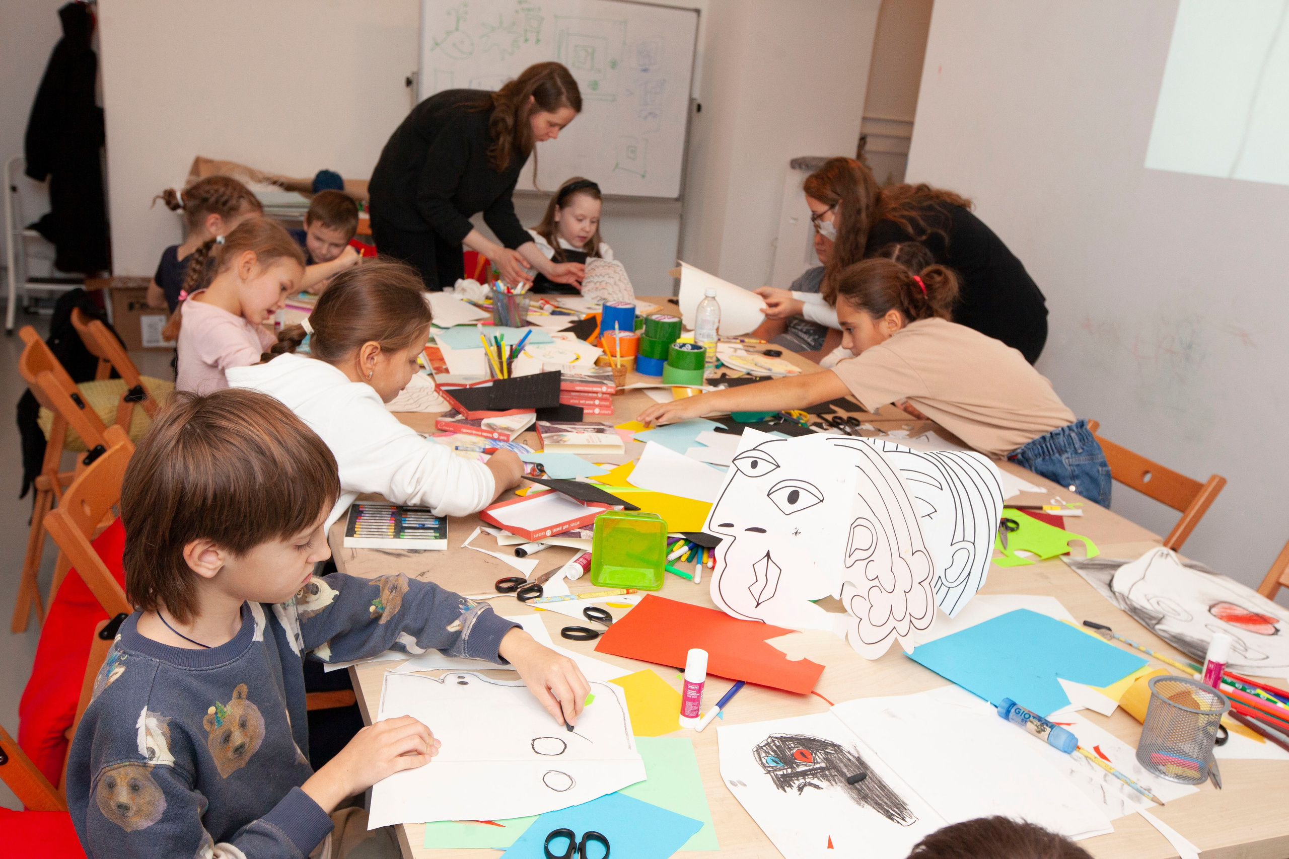 Детский мастер-класс в ММОМА. Stanislav Baryshev — People. Emotions. Atmosphere