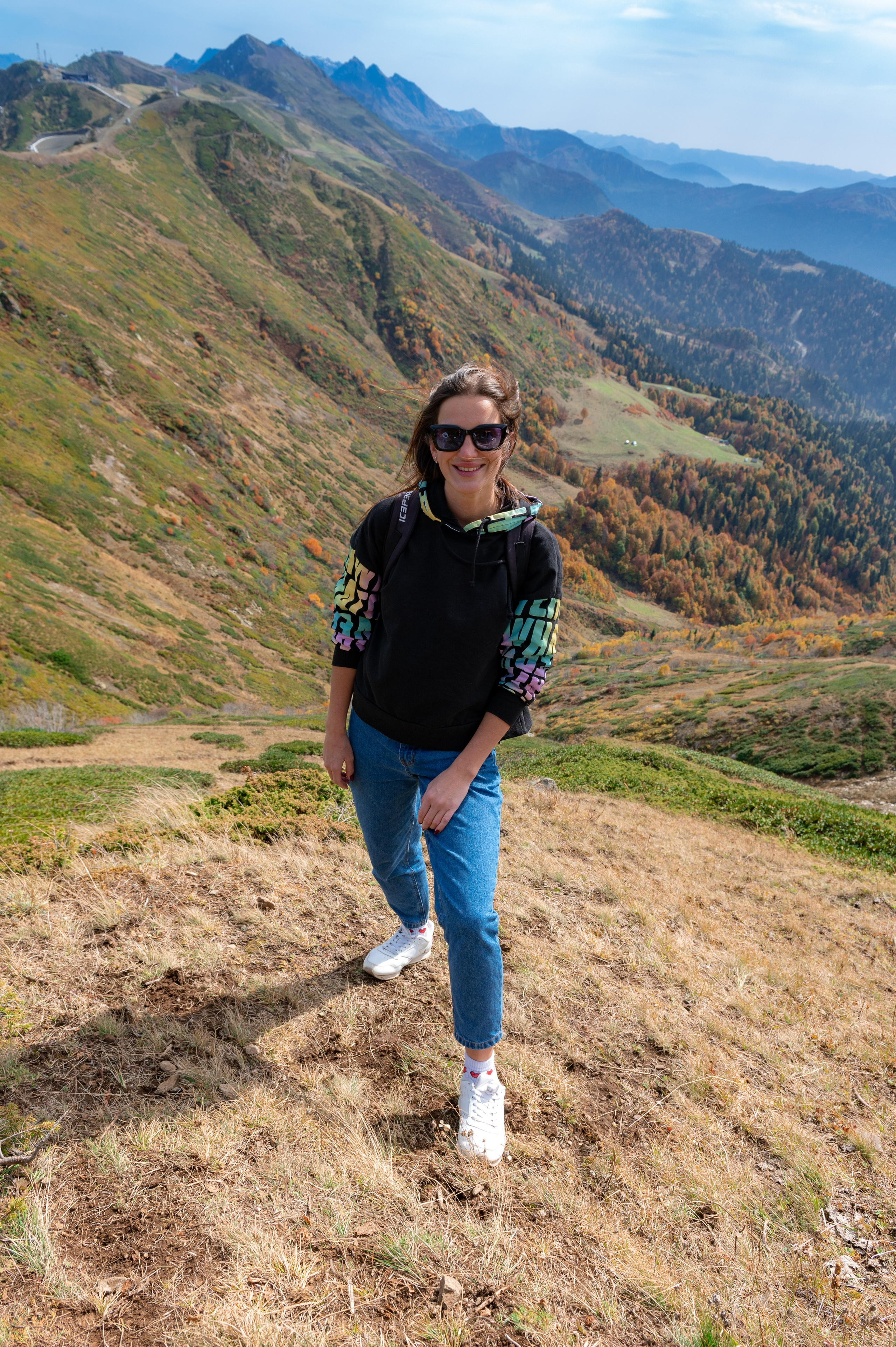 Хайкинг по трем курортам Красной Поляны 2022. Репортажный фотограф в Красной Поляне и Сочи Павлюченко Екатерина