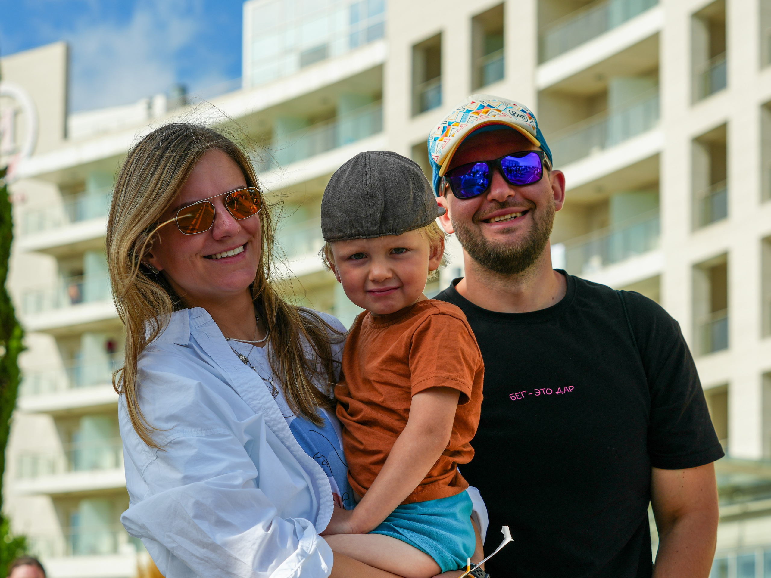 Фотоотчет партнерской интеграции для компании TELE2 на фестивале Ironstar. Репортажный фотограф в Красной Поляне и Сочи Павлюченко Екатерина