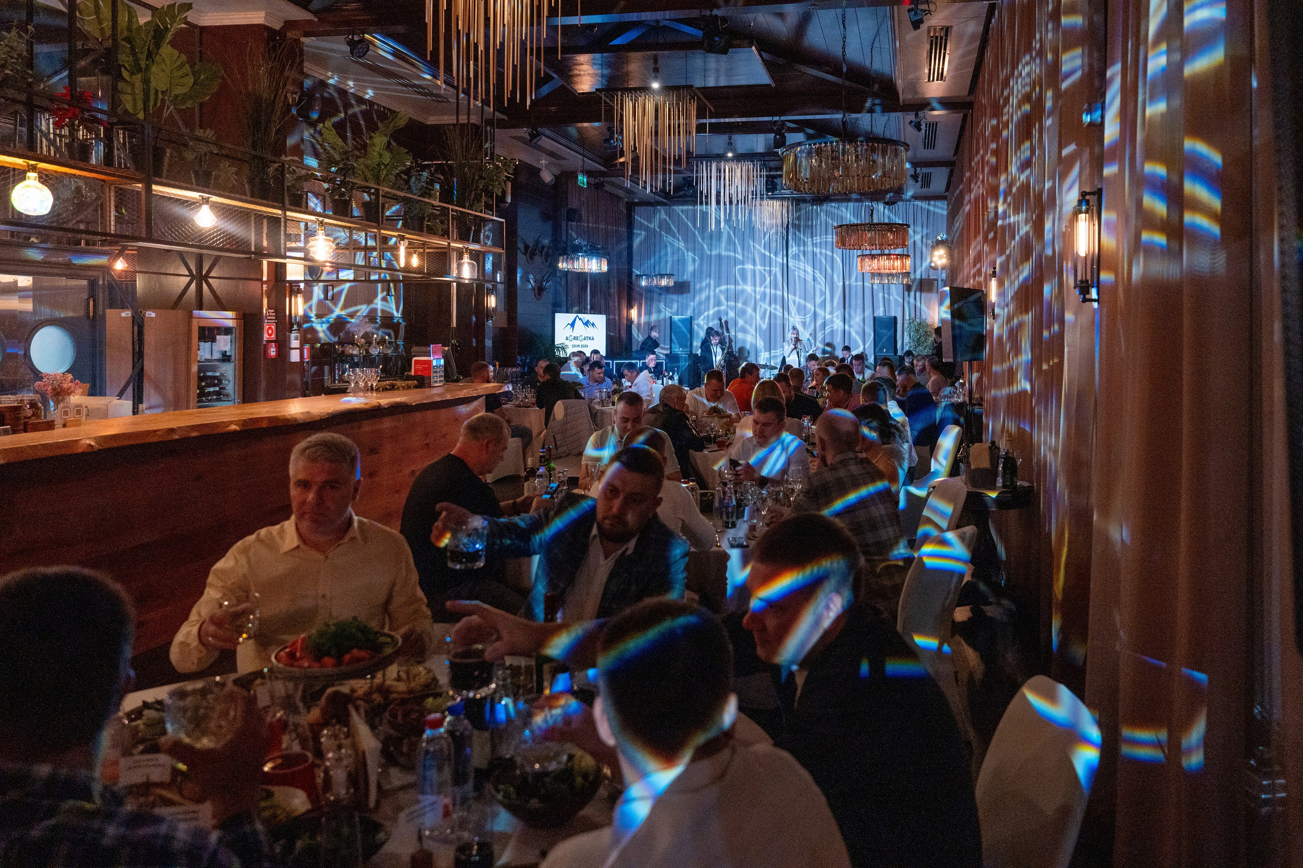 Гала-ужин для компании «Agregatka». Репортажный фотограф в Красной Поляне и Сочи Павлюченко Екатерина
