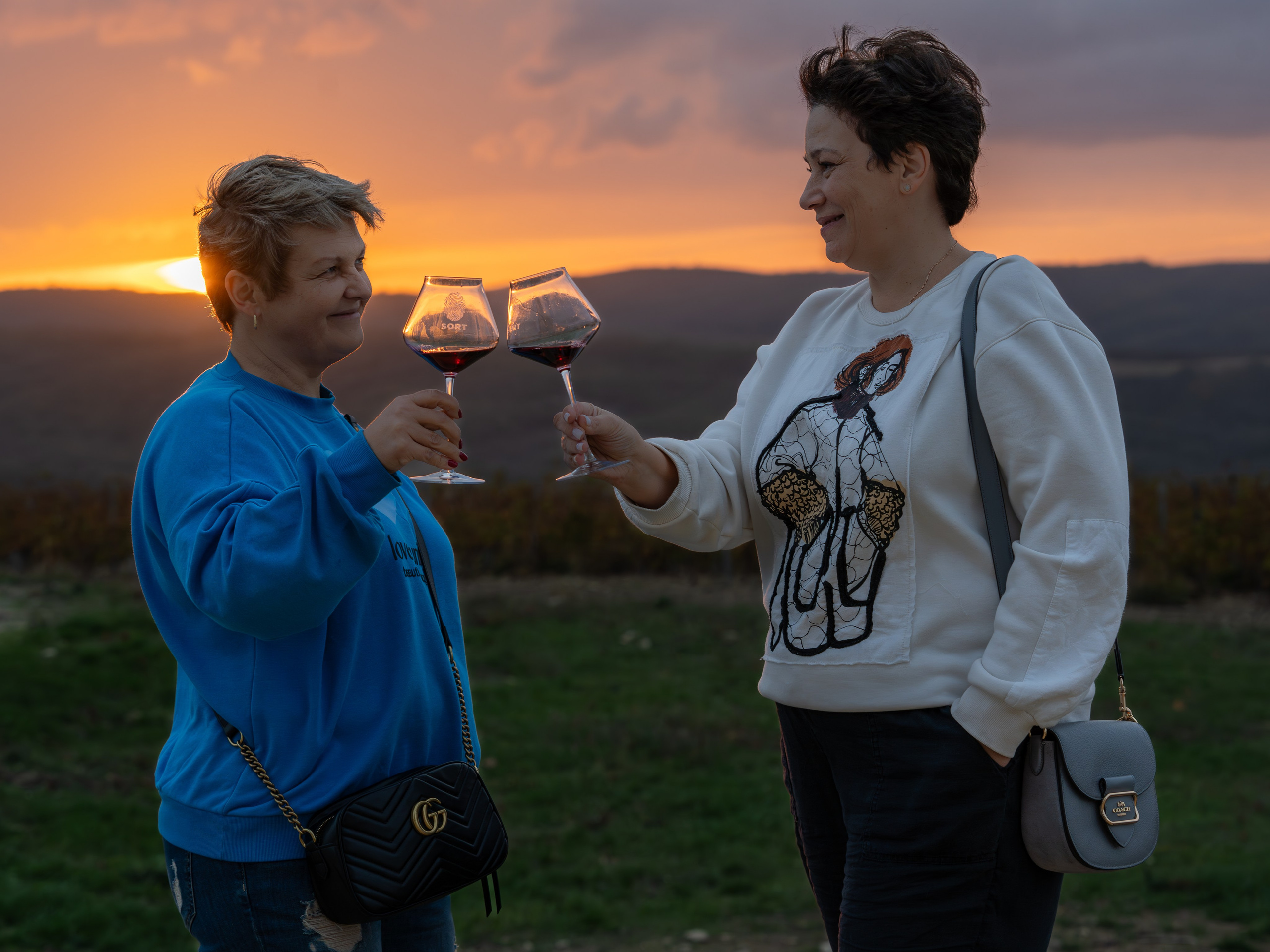 Литературная мастерская с Ольгой Шутовой в «Винотеррии». Репортажный фотограф в Красной Поляне и Сочи Павлюченко Екатерина