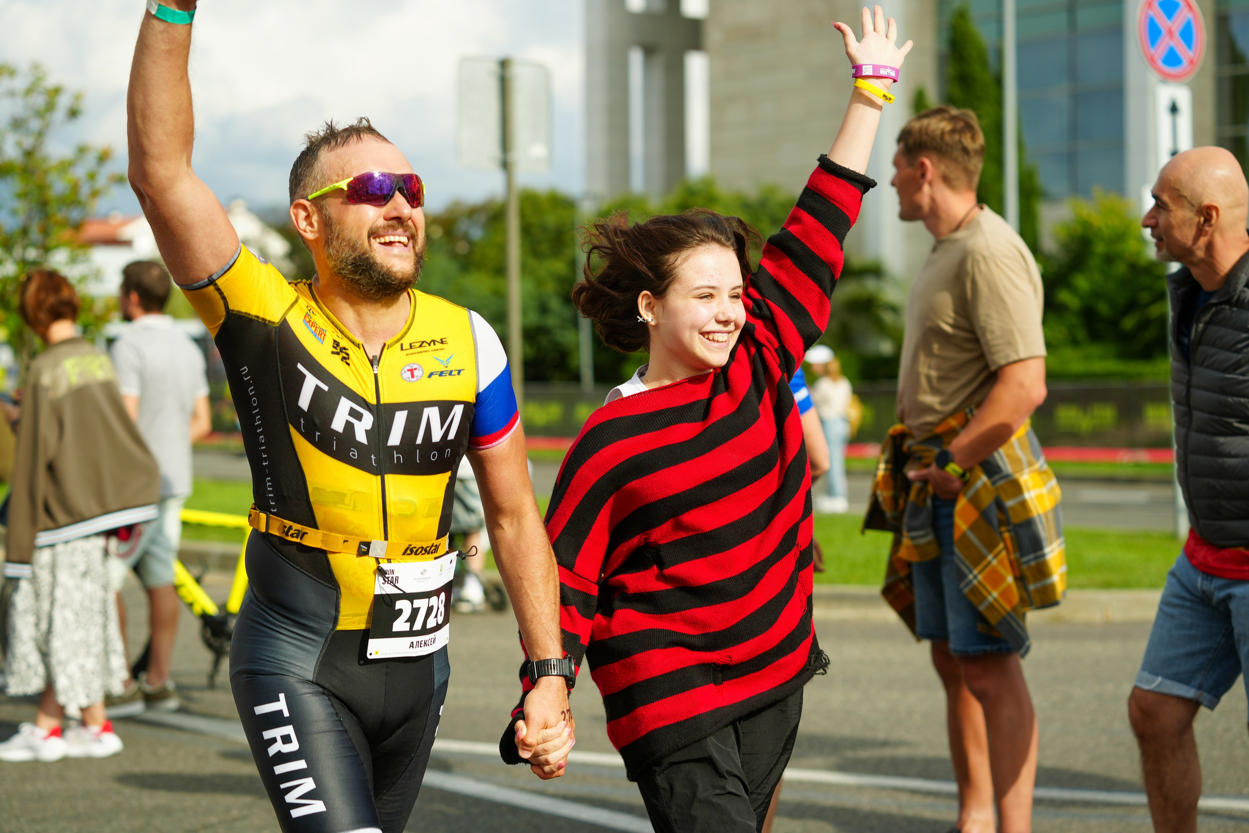 Фотоотчет партнерской интеграции для компании TELE2 на фестивале Ironstar. Репортажный фотограф в Красной Поляне и Сочи Павлюченко Екатерина