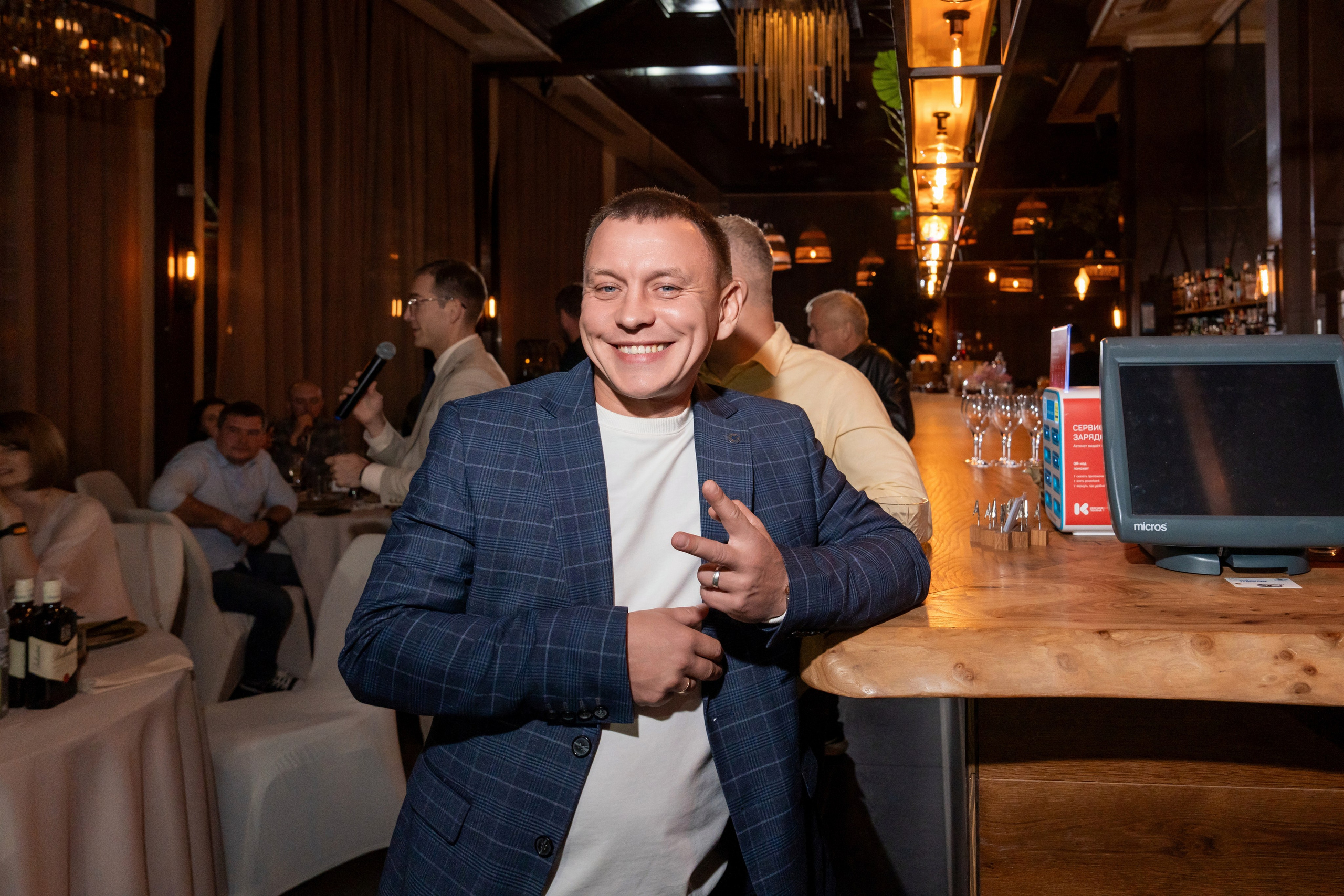 Гала-ужин для компании «Agregatka». Репортажный фотограф в Красной Поляне и Сочи Павлюченко Екатерина