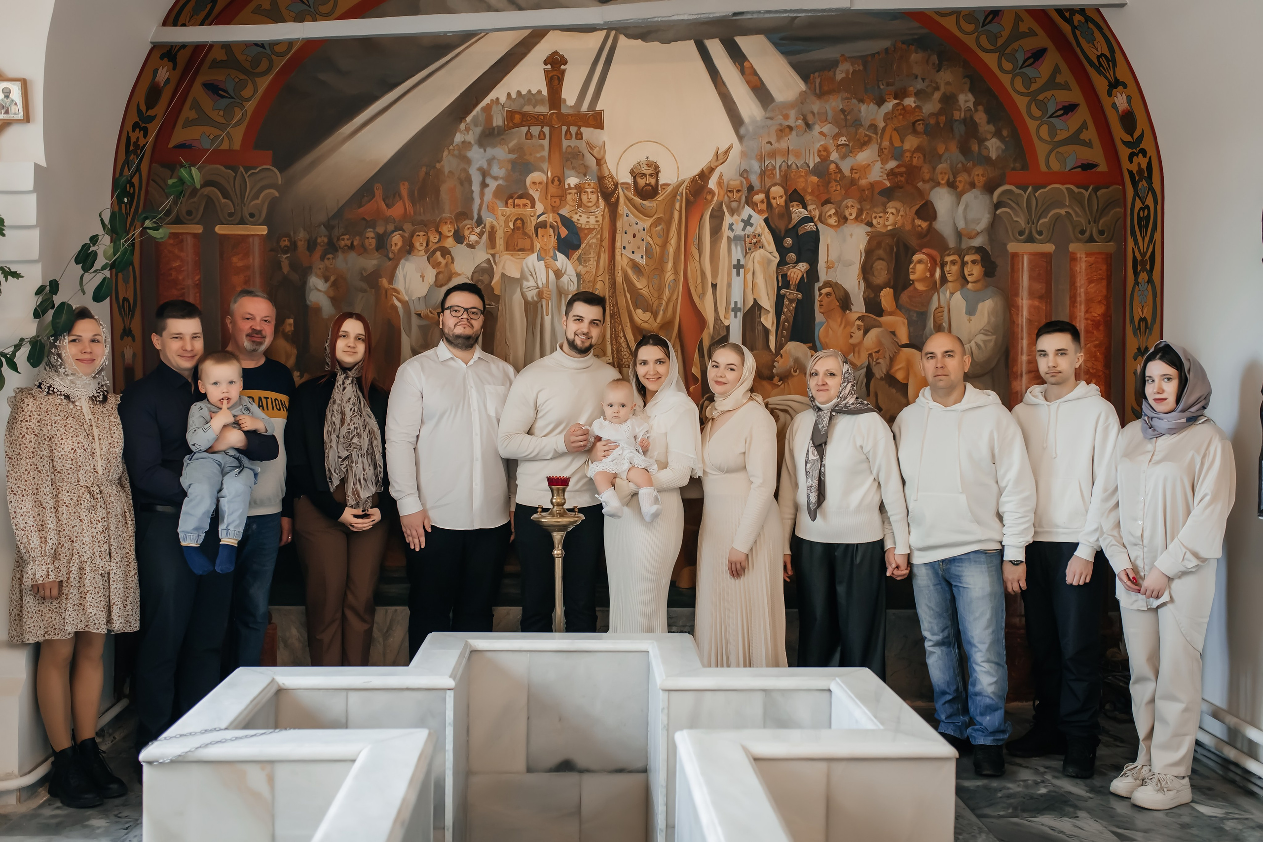 Крещение Ксении в Храме Казанской Иконы Божией матери в Коломенском. Фотограф на крещение и венчание Москва  Надежда Баланина