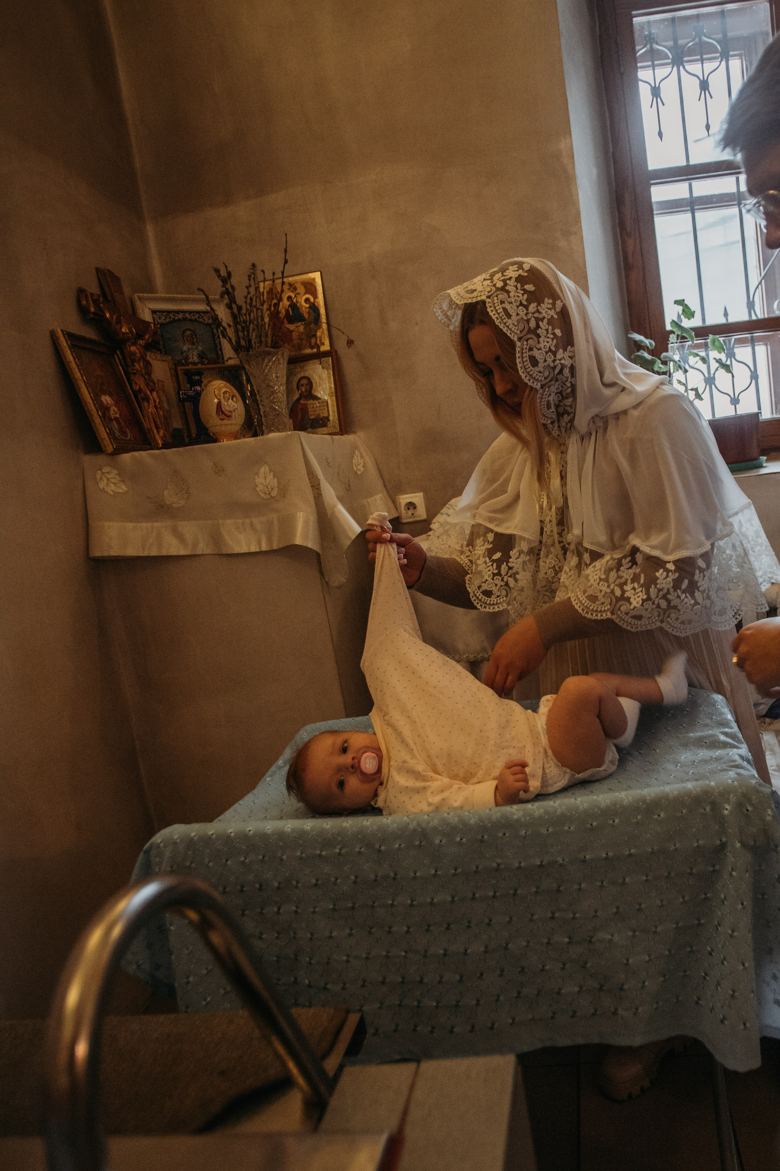 Крещение Аглаи. Венера Гайн. Репортажный фотограф  Тюмень. Обучение фотографии с 0
