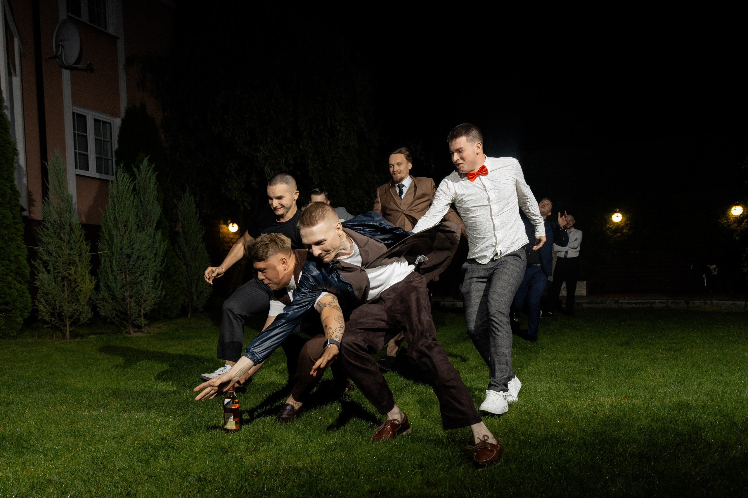 Свадебная фотосессия Анастасии и Игоря в Усадьбе Легенда. Свадебный фотограф в Минске/Беларуси Сергей Спиридонов