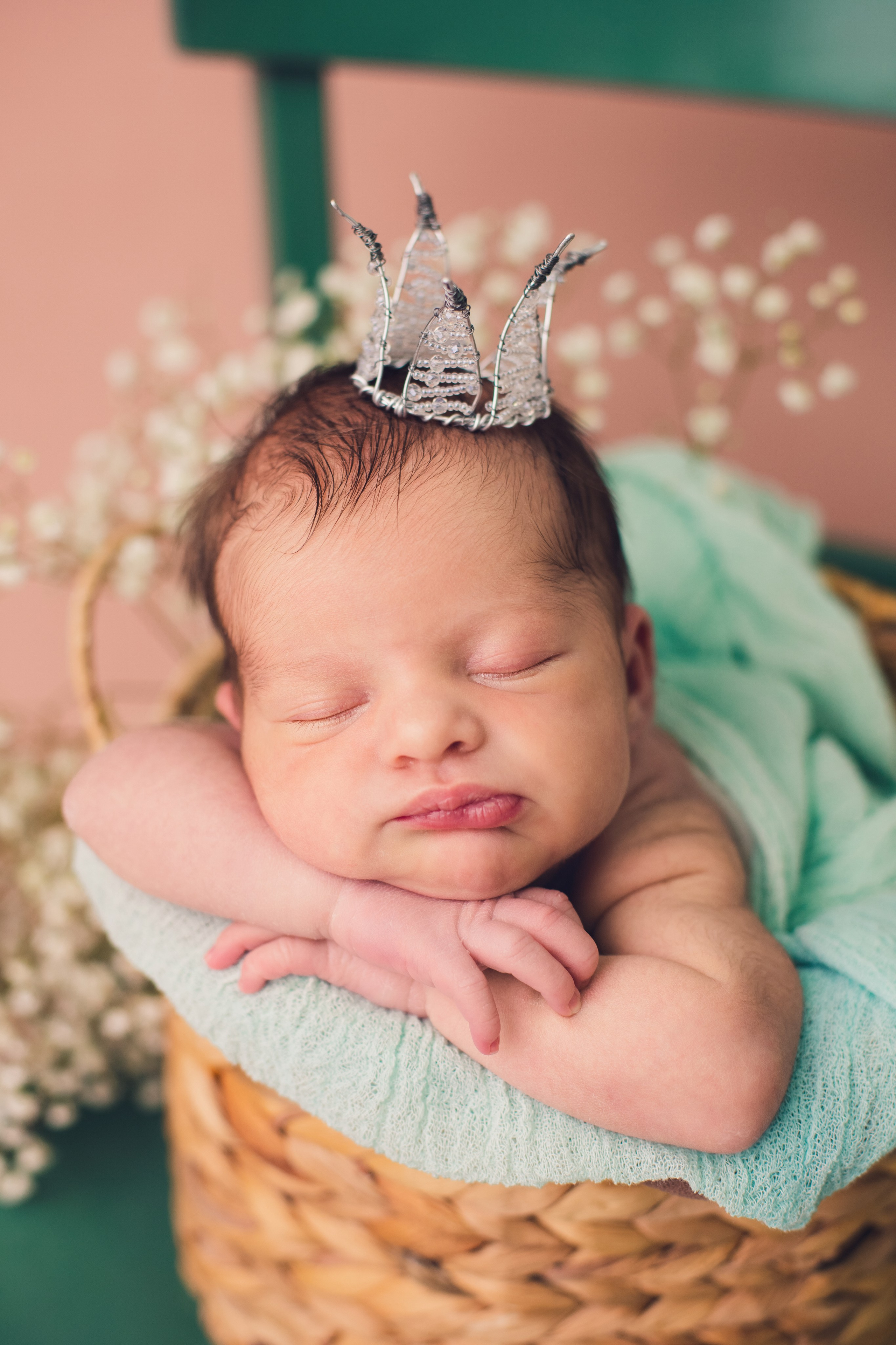 Алина. Фотограф новорожденных в г. Россошь Виктория Нечепуренко