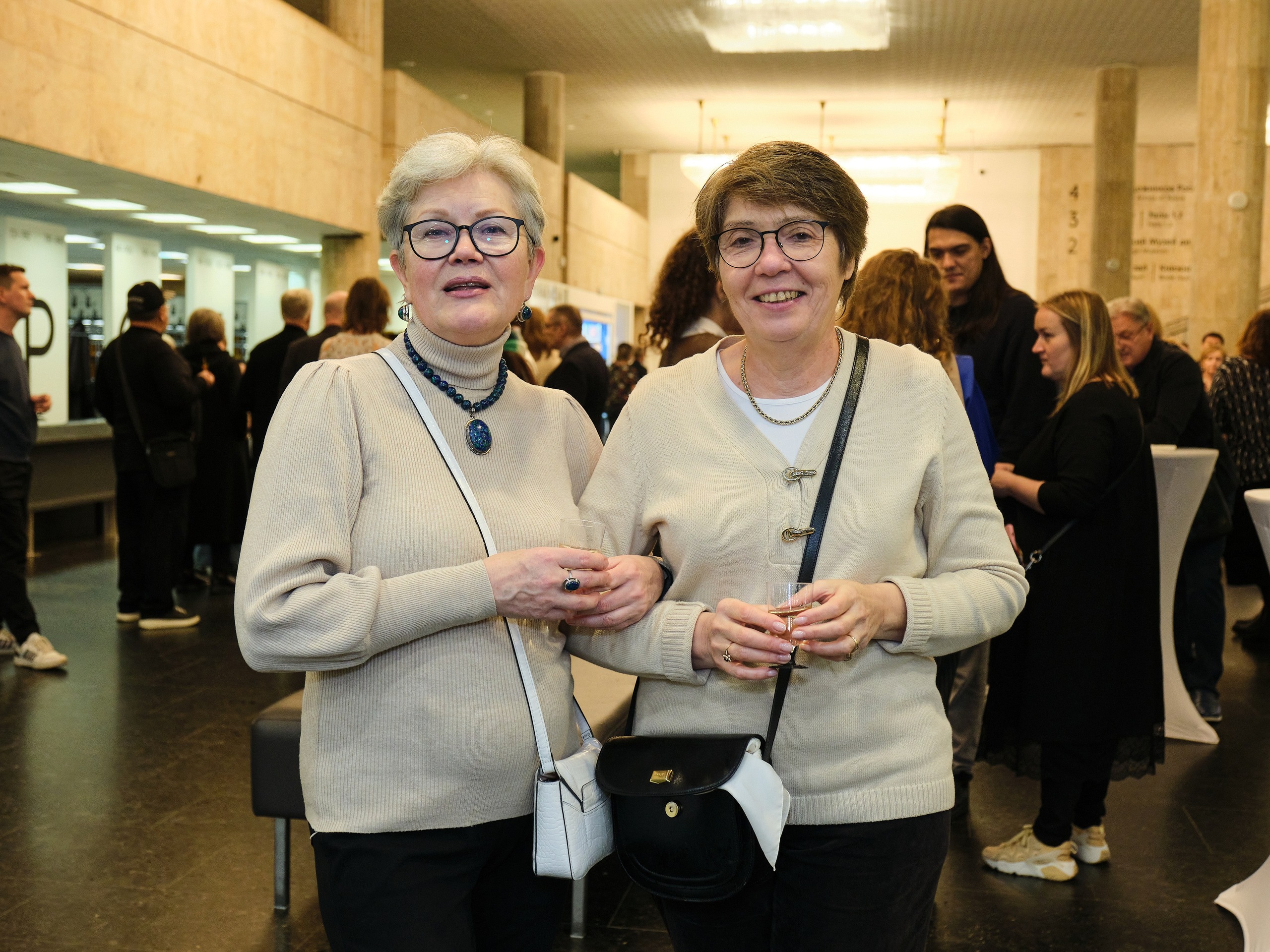 Выставка Свет. Третьяковская галерея. Профессиональный фотограф в Москве Захар Ишутин